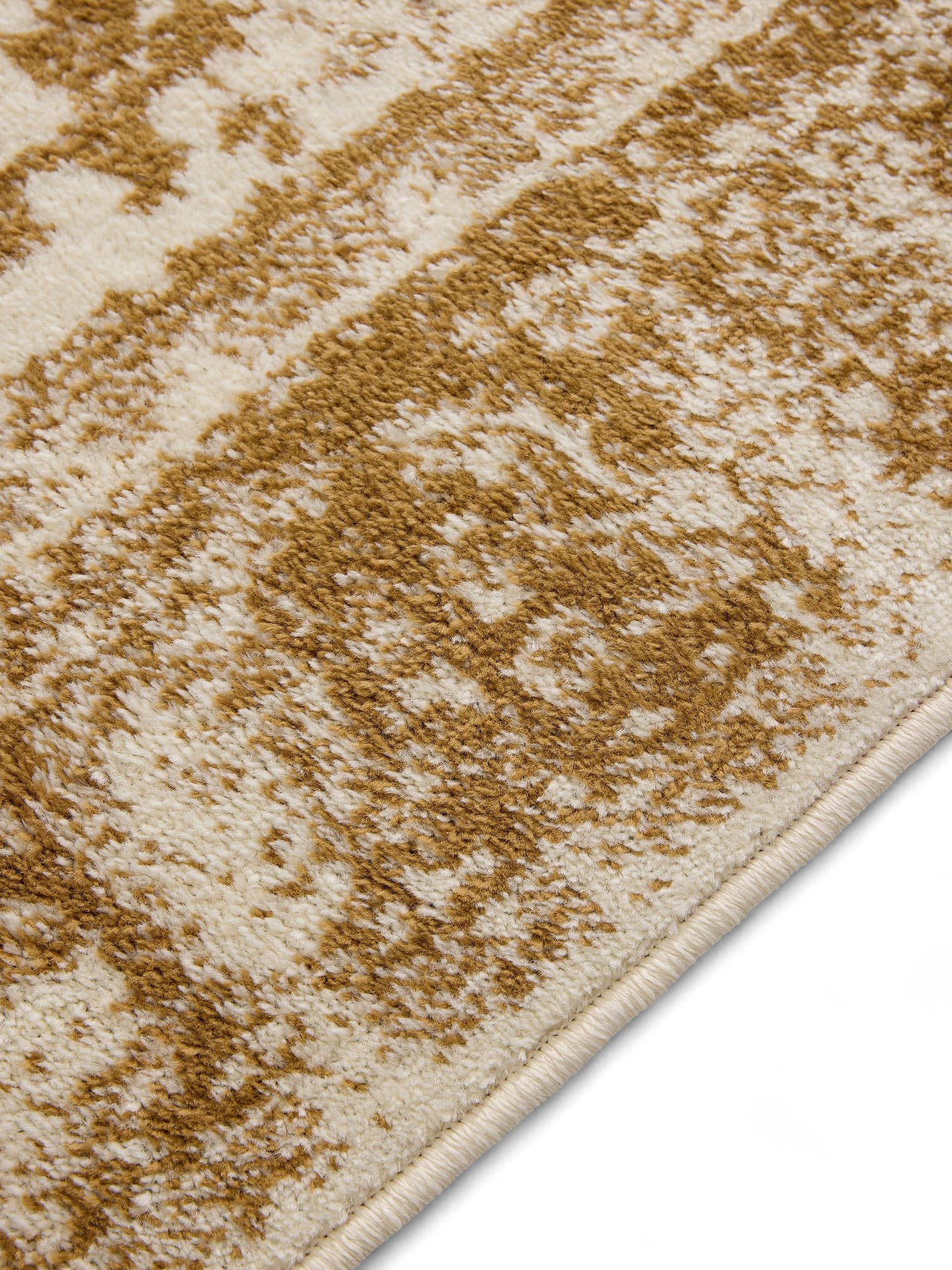 Teppich aus 100% Polypropylen in Beige mit 6 bis 10 mm hohem Flor von benuta Basic