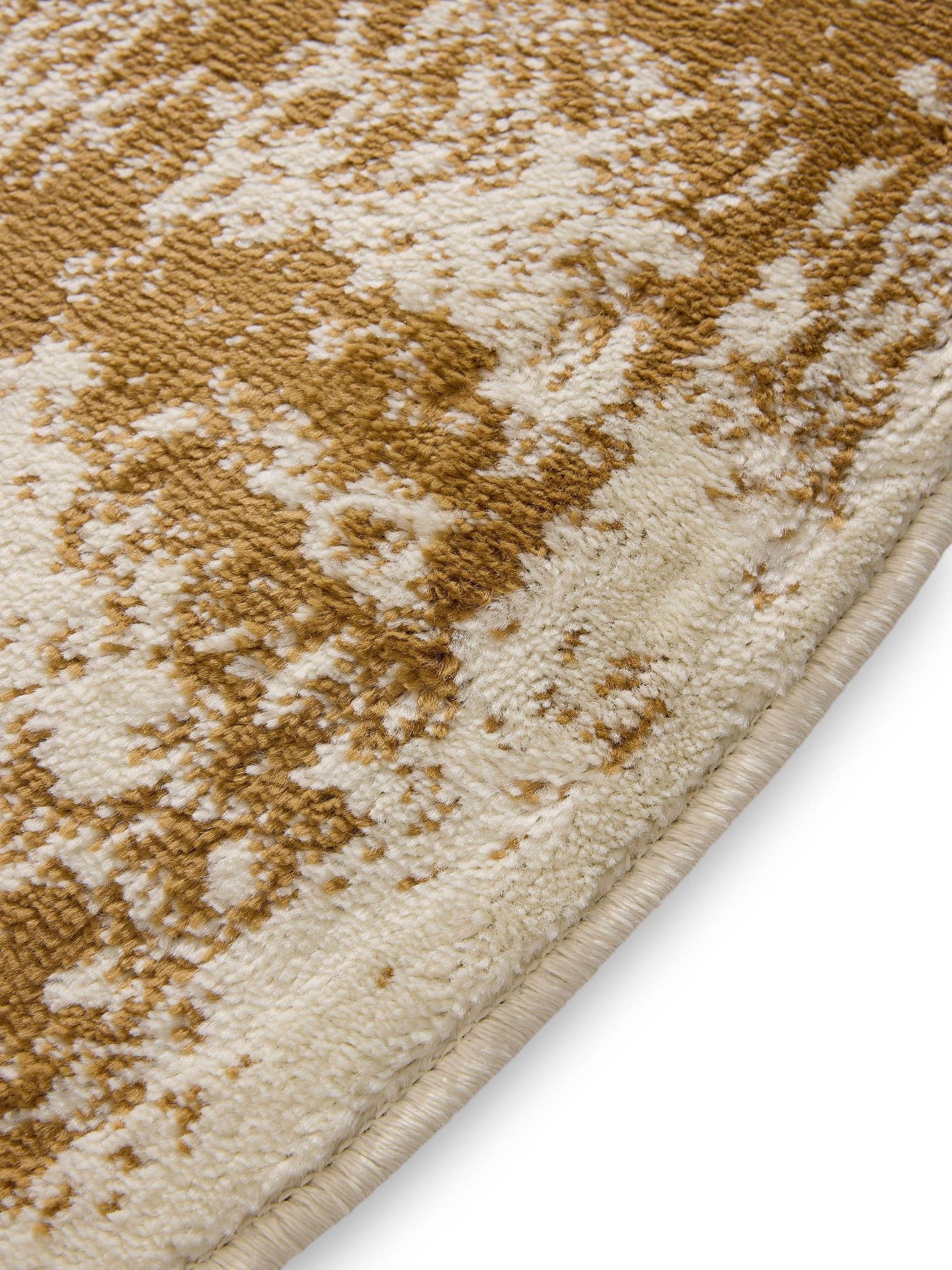 Teppich aus 100% Polypropylen in Beige mit 6 bis 10 mm hohem Flor von benuta Basic