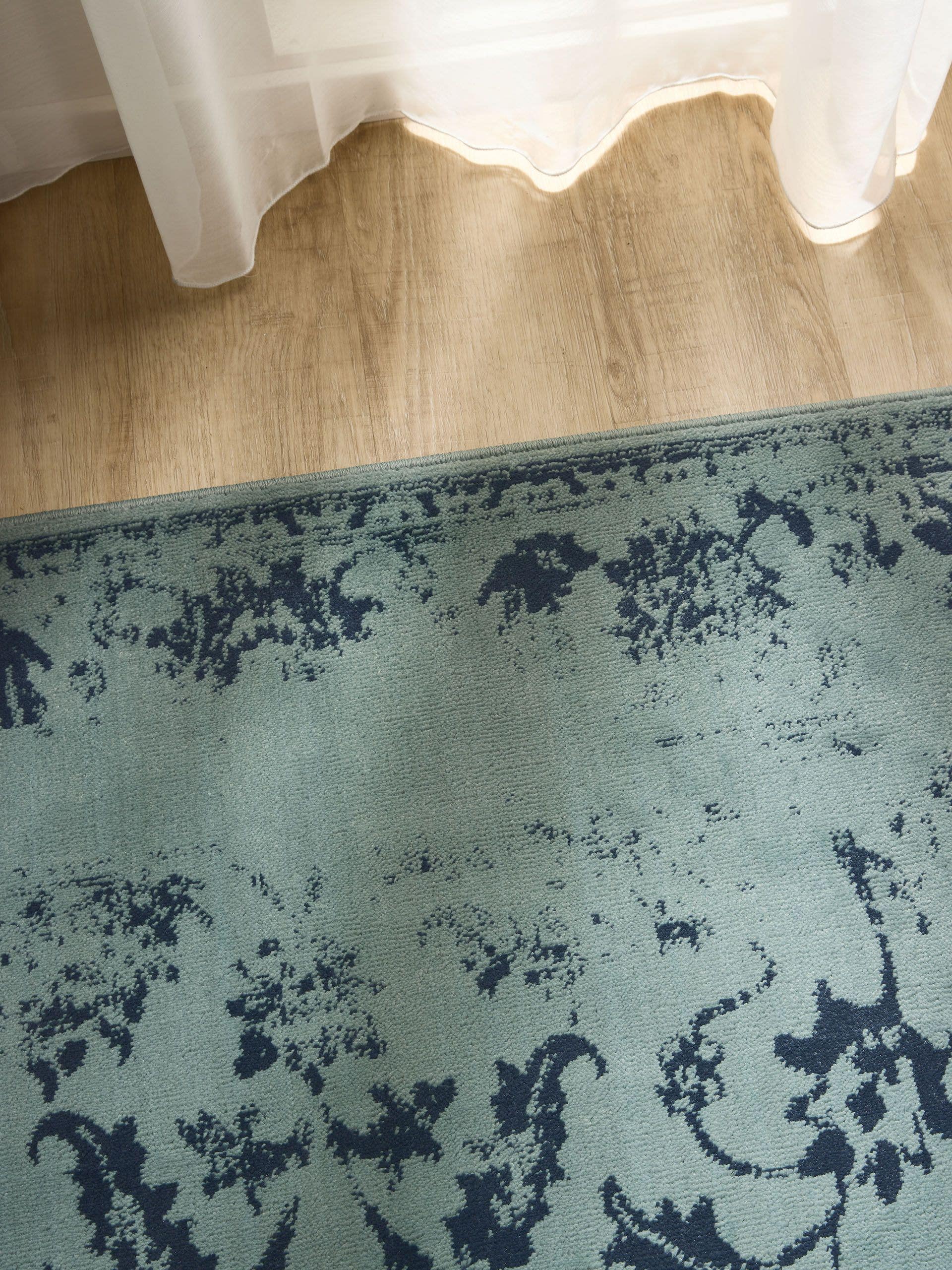 Rug made of 100% Polypropylene in Turquoise with a 6 - 10 mm high pile by benuta Basic