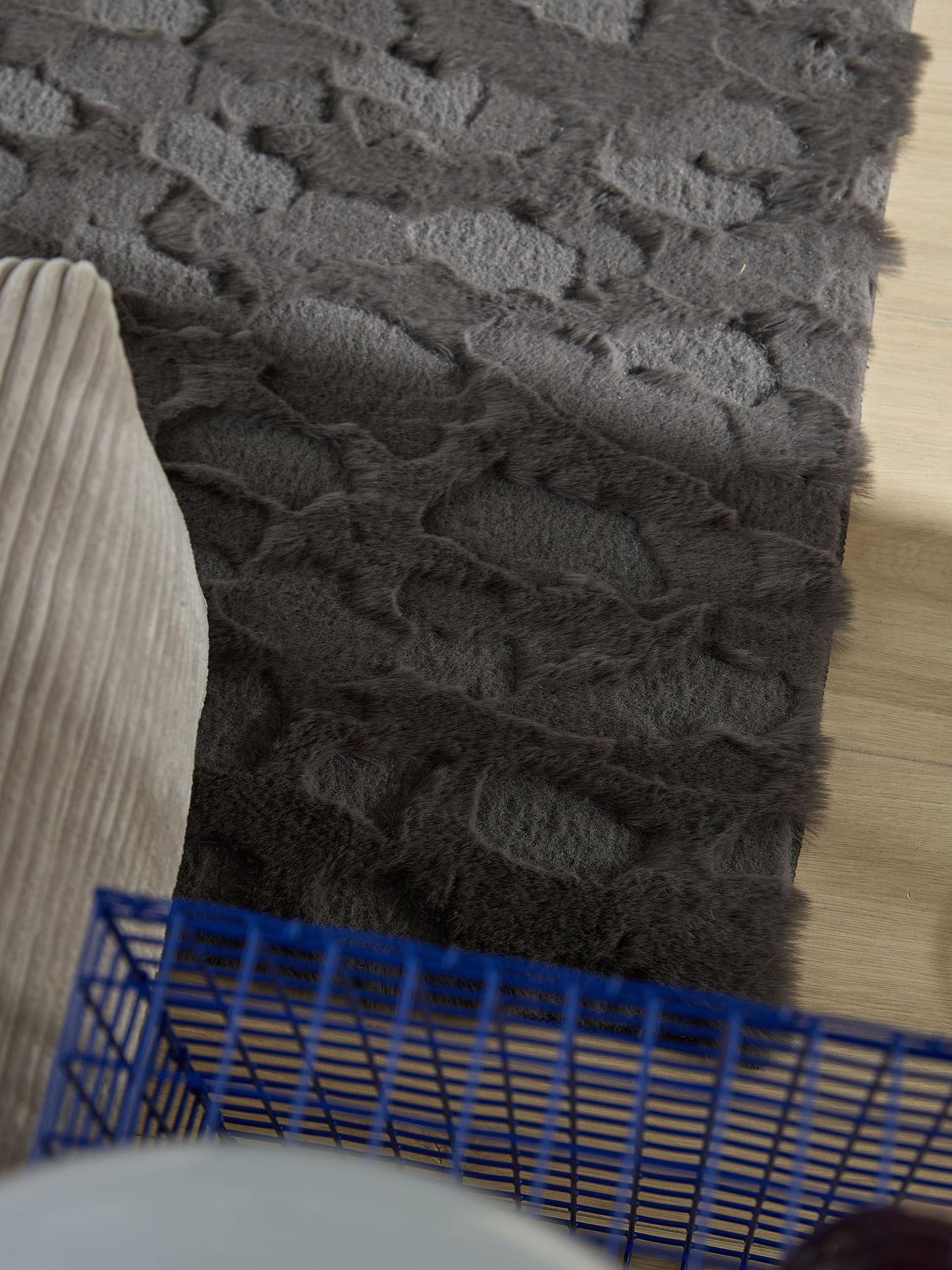 Teppich aus 100% Polyester in Grå mit 21 - 30 mm hohem Flor von benuta Pop