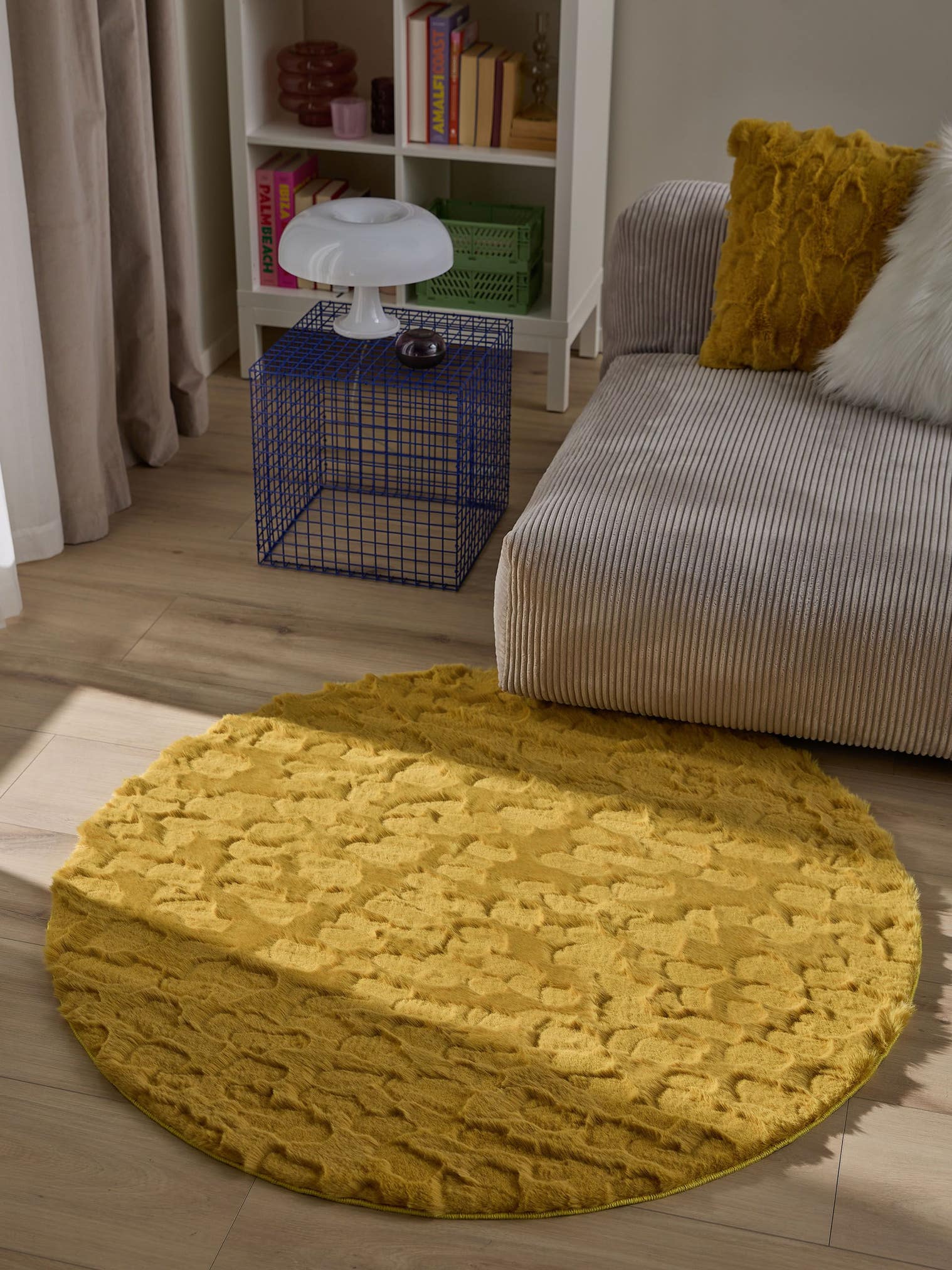 Teppich aus 100% poliester in żółty mit 21 - 30 mm hohem Flor von benuta Pop