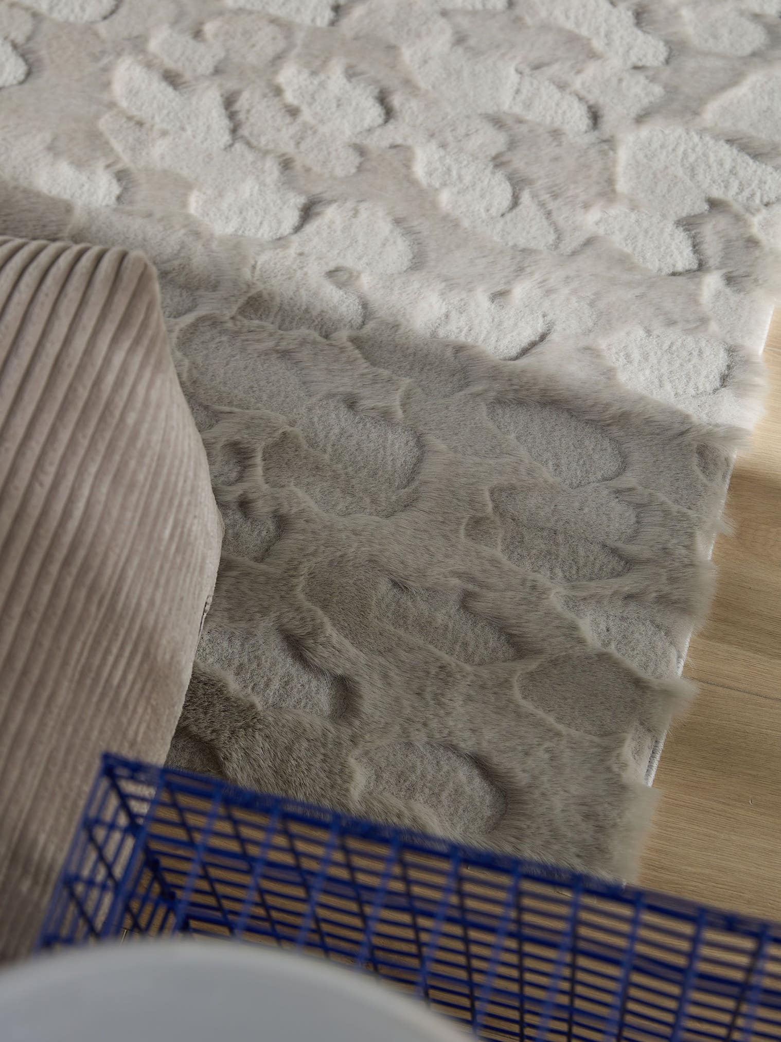 Teppich aus 100% Polyester in Grå mit 21 - 30 mm hohem Flor von benuta Pop