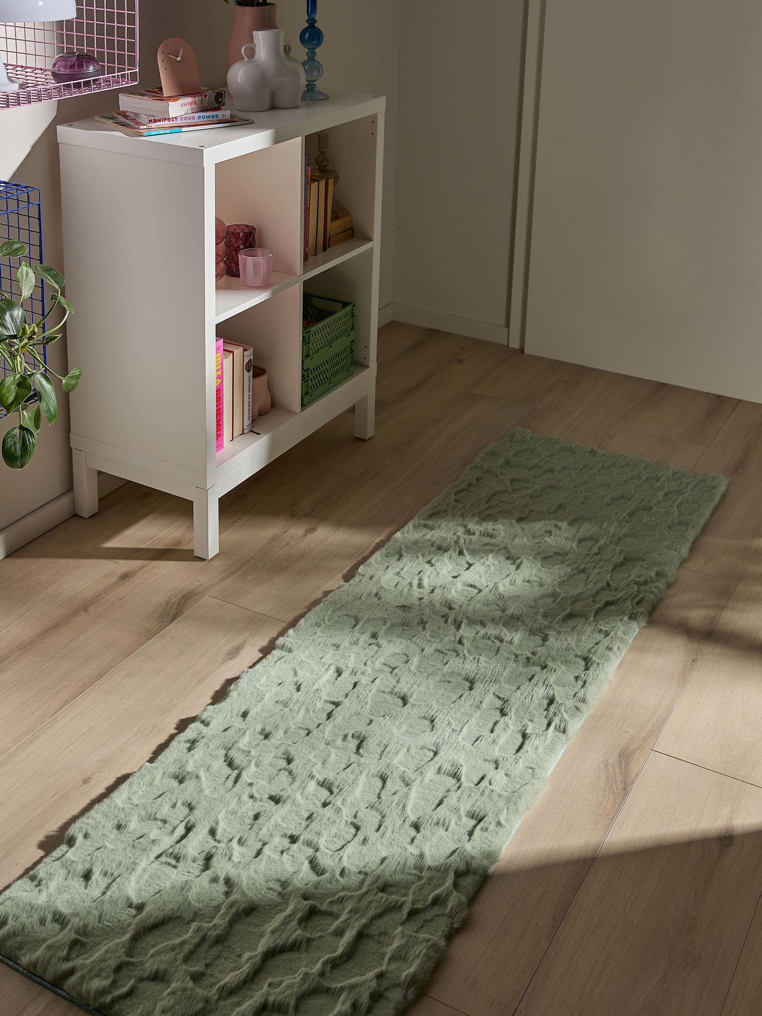 Teppich aus 100% Polyester in Grön mit 21 - 30 mm hohem Flor von benuta Pop