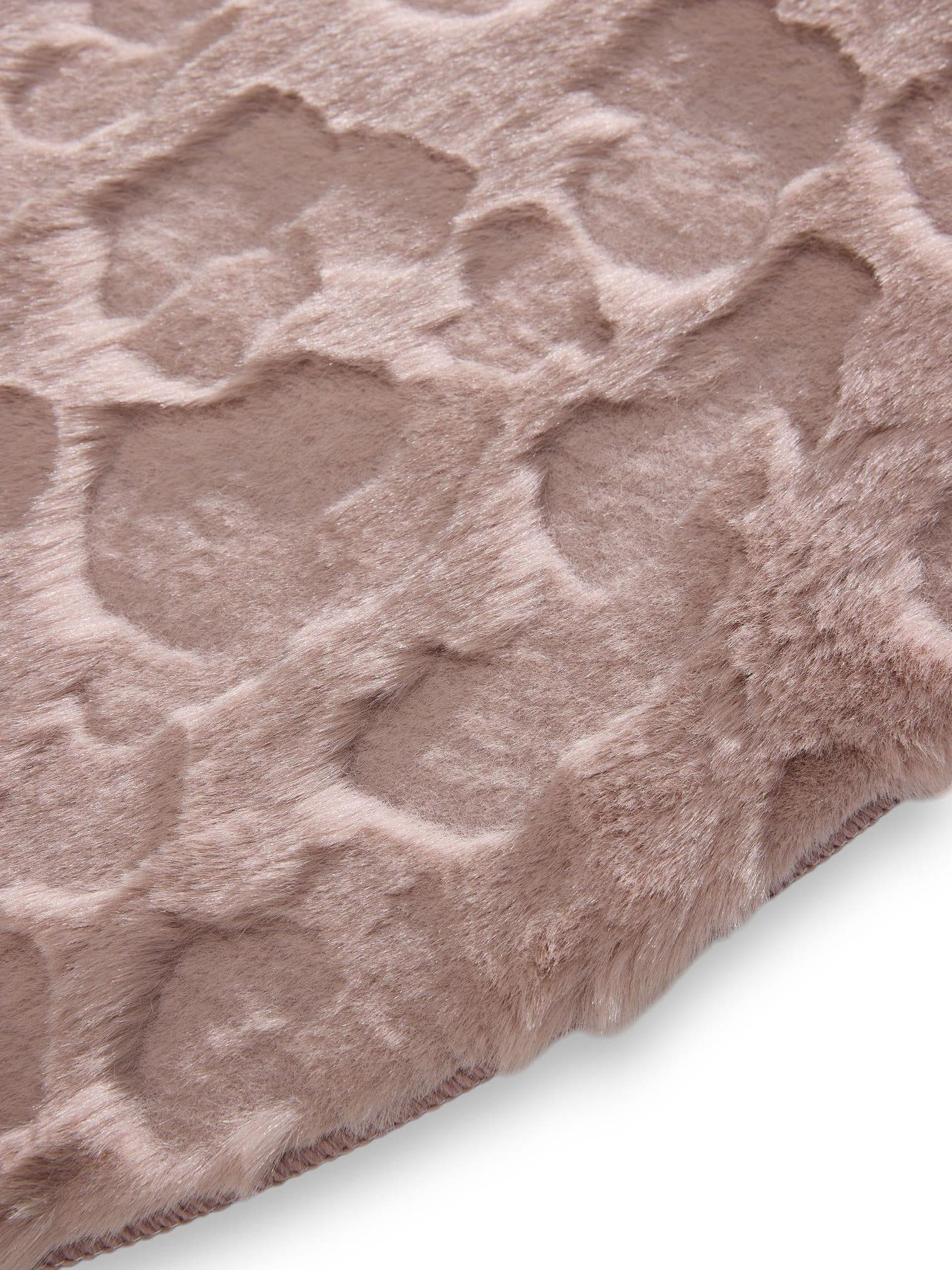 Rug made of 100% Polyester in Pink with a 21 - 30 mm high pile by benuta Pop
