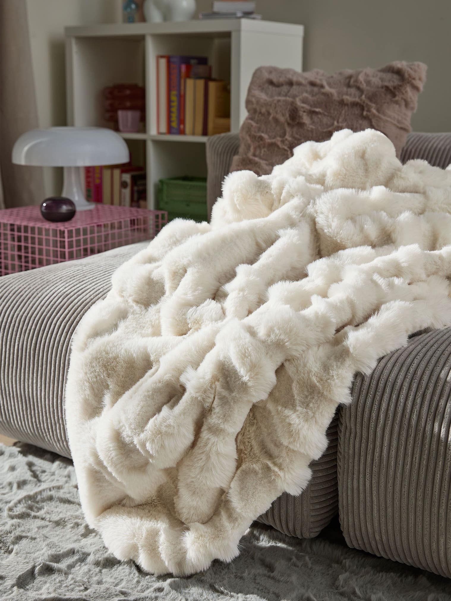 Blanket Immy Cream im Design Animal-Look aus 100% Polyester von benuta Pop