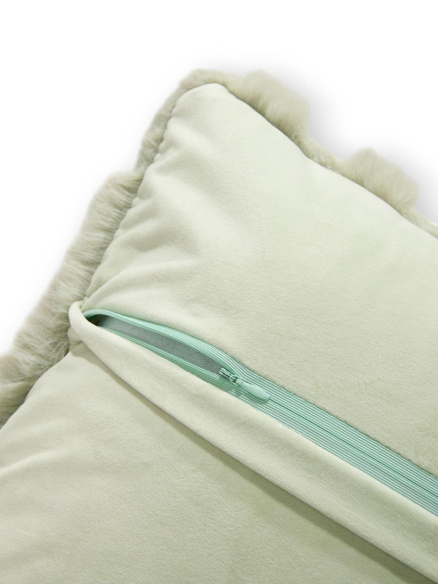 Cushion Cover Immy Green im Design Animal-Look aus 100% Polyester von benuta Pop
