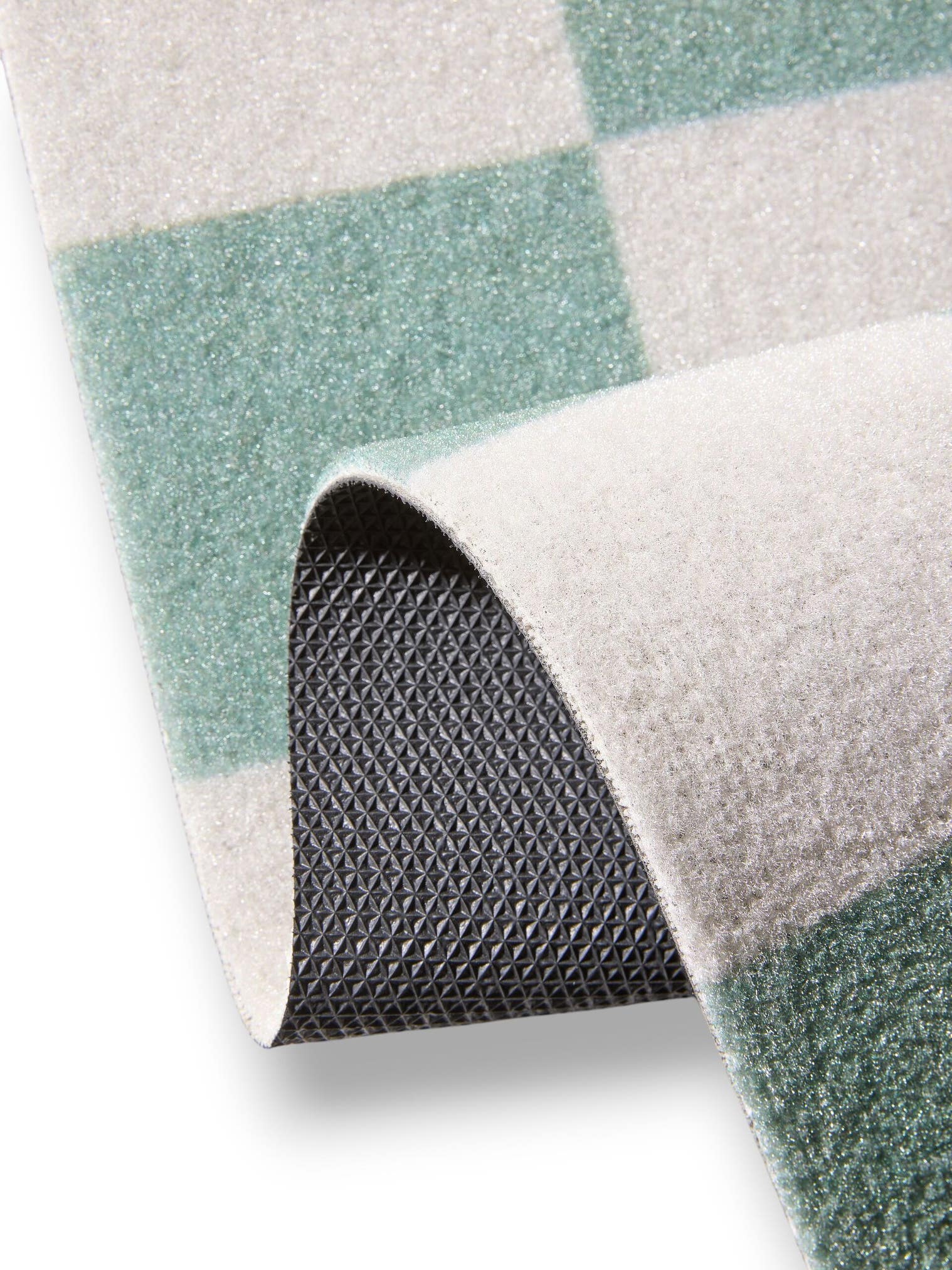 Teppich aus 100% Polyester in Grøn mit 1- 5 mm hohem Flor von benuta