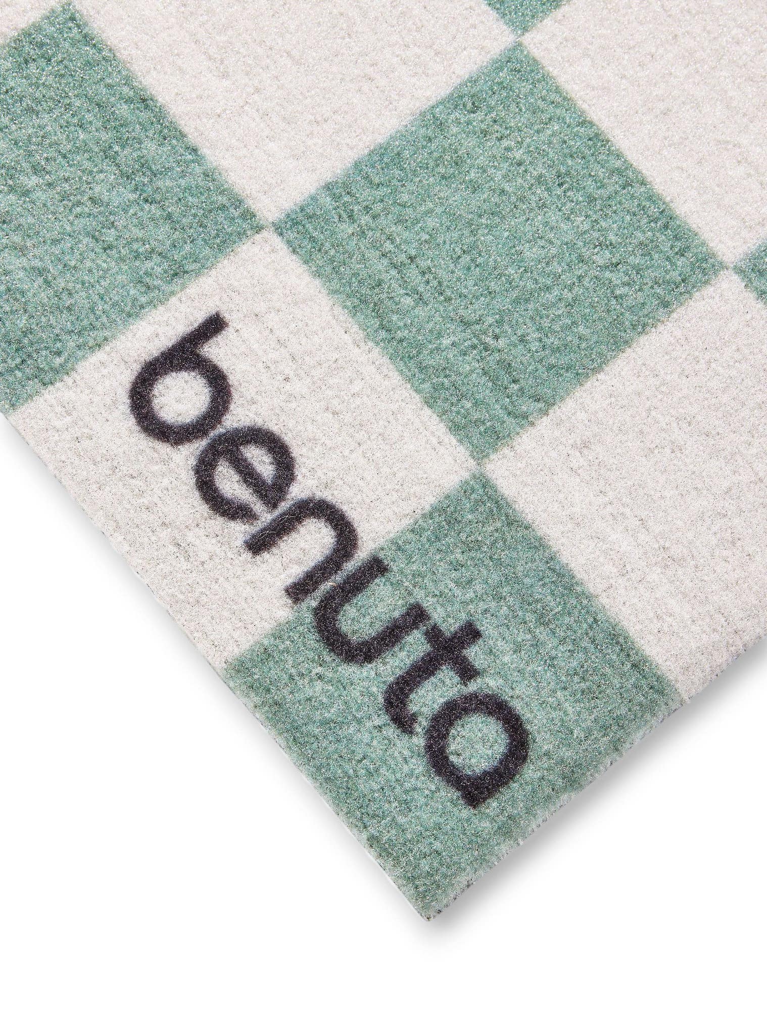 Teppich aus 100% Polyester in Grøn mit 1- 5 mm hohem Flor von benuta