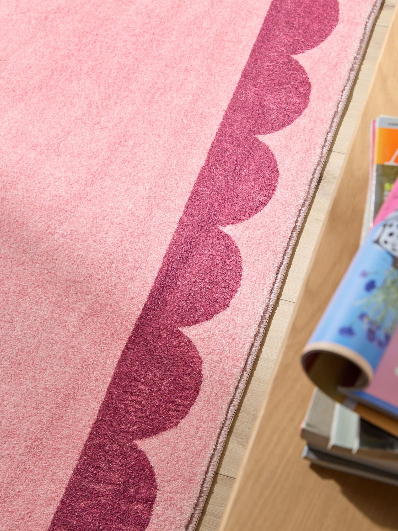 Rug made of 100% Polyester in Pink with a 6 - 10 mm high pile by benuta Pop