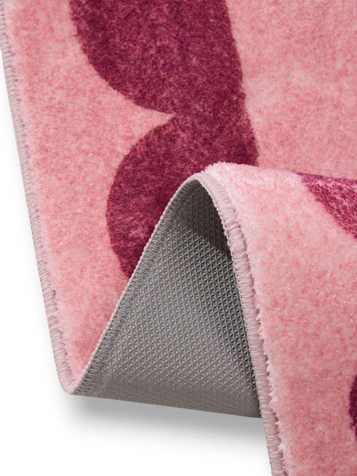 Rug made of 100% Polyester in Pink with a 6 - 10 mm high pile by benuta Pop