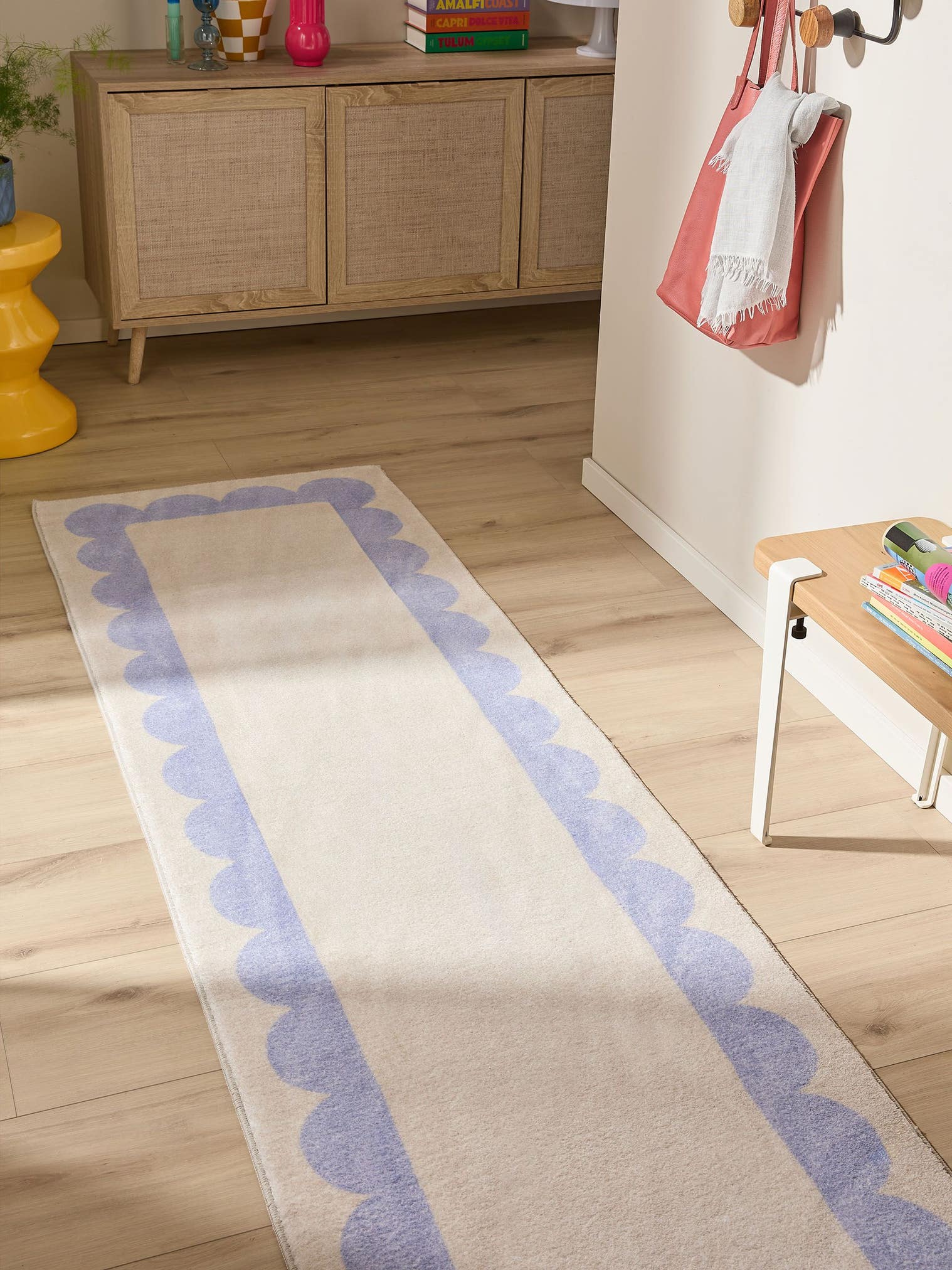 Tapis en 100% Polyester en Mauve avec une pile de 6 - 10 mm de hauteur de benuta Pop