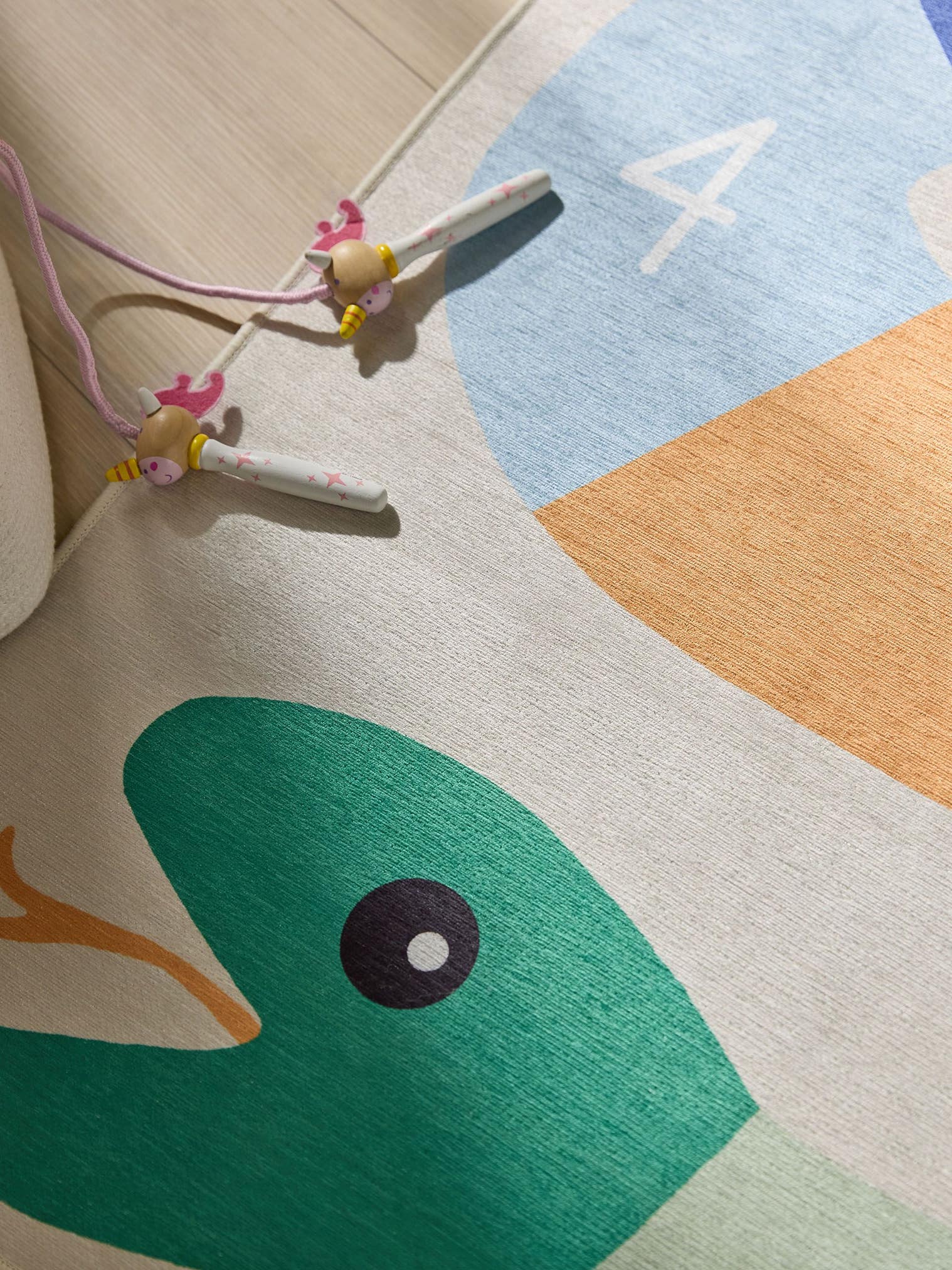 Teppich aus 100% Polyester in Multicolor mit bis 5 mm hohem Flor von Lytte
