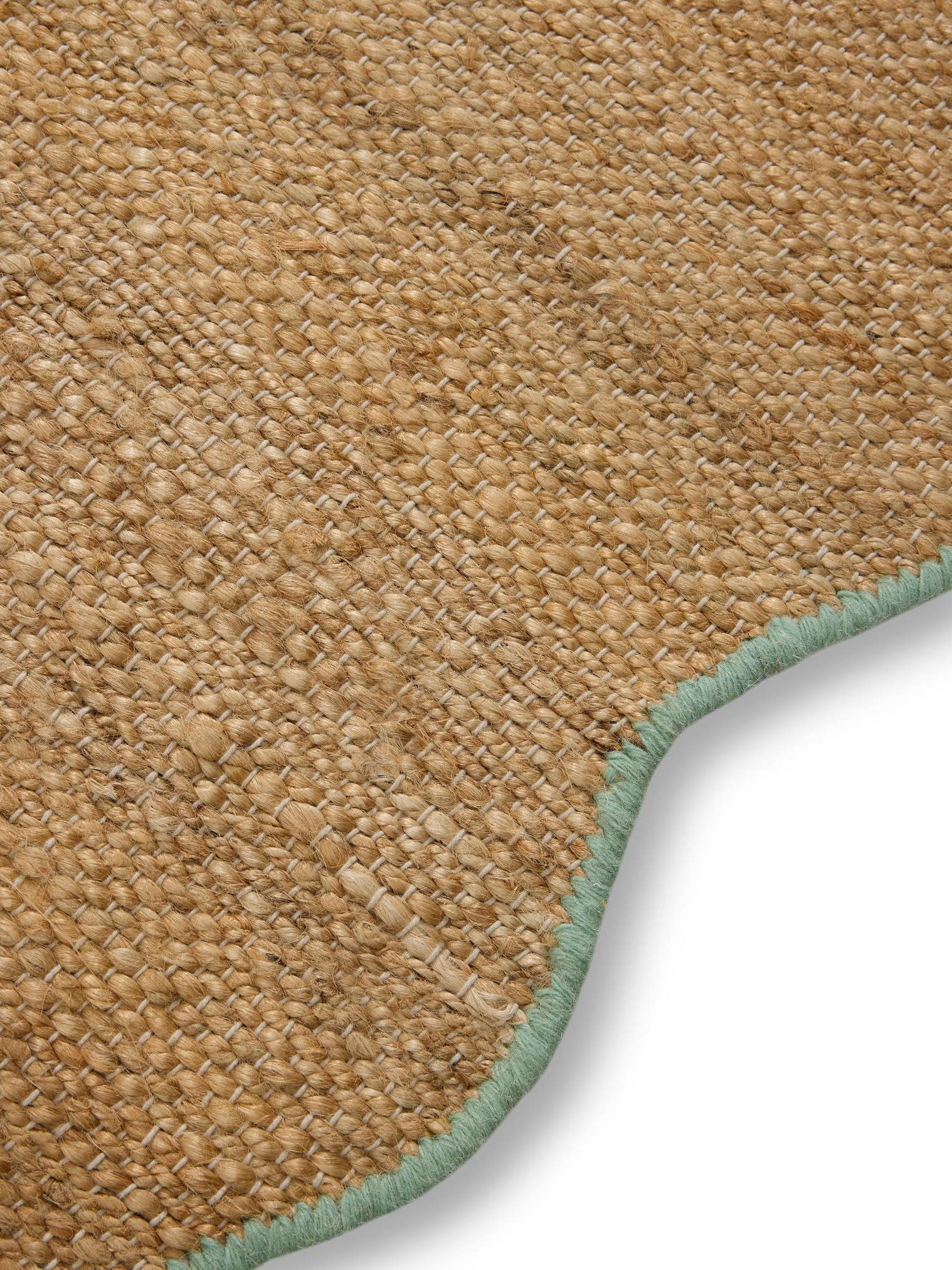 Teppich aus 91% Jute, 4% Baumwolle, 3% Wolle, 2% Polyester in Türkis mit bis 5 mm hohem Flor von benuta Pop