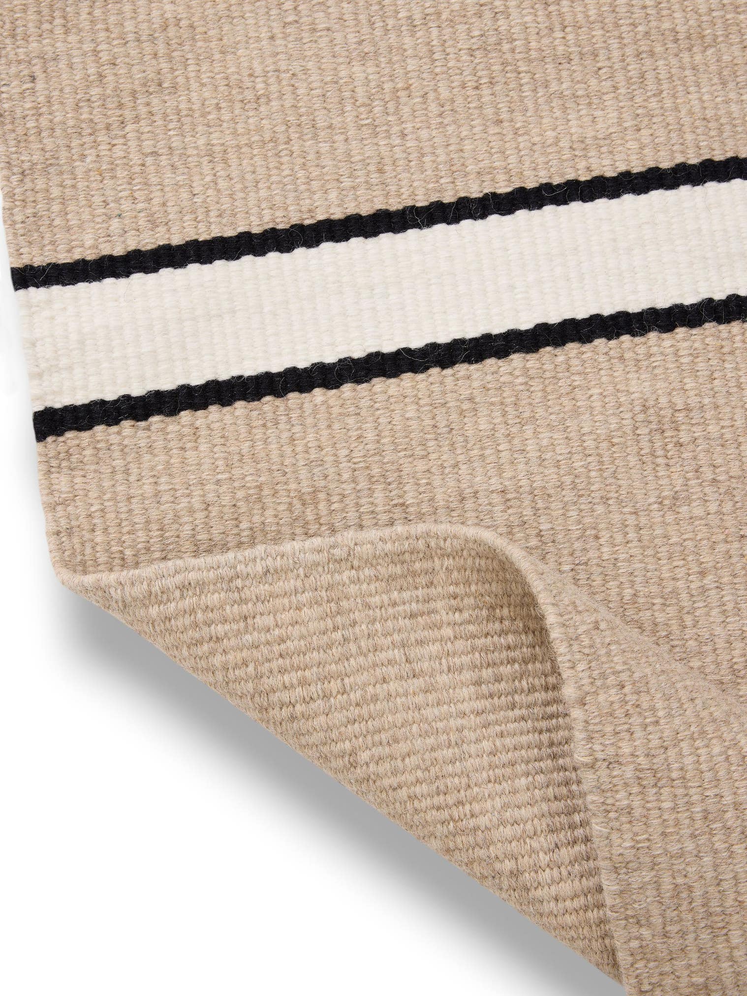 Teppich aus 100% Wolle in Beige mit bis 5 mm hohem Flor von benuta Pure