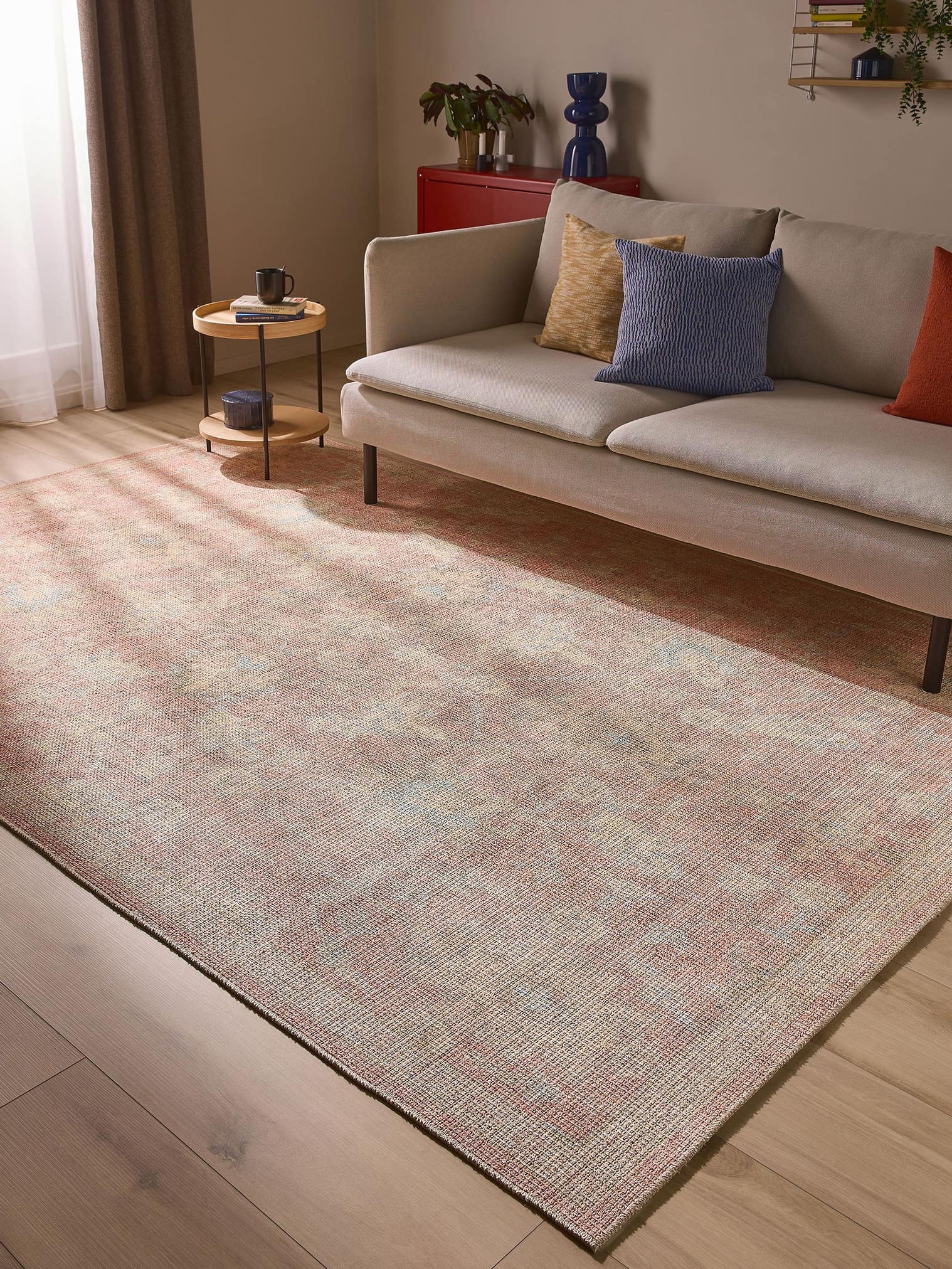 Teppich aus 50% Polyester, 50% Polycotton in Rot mit bis 5 mm hohem Flor von benuta Nest