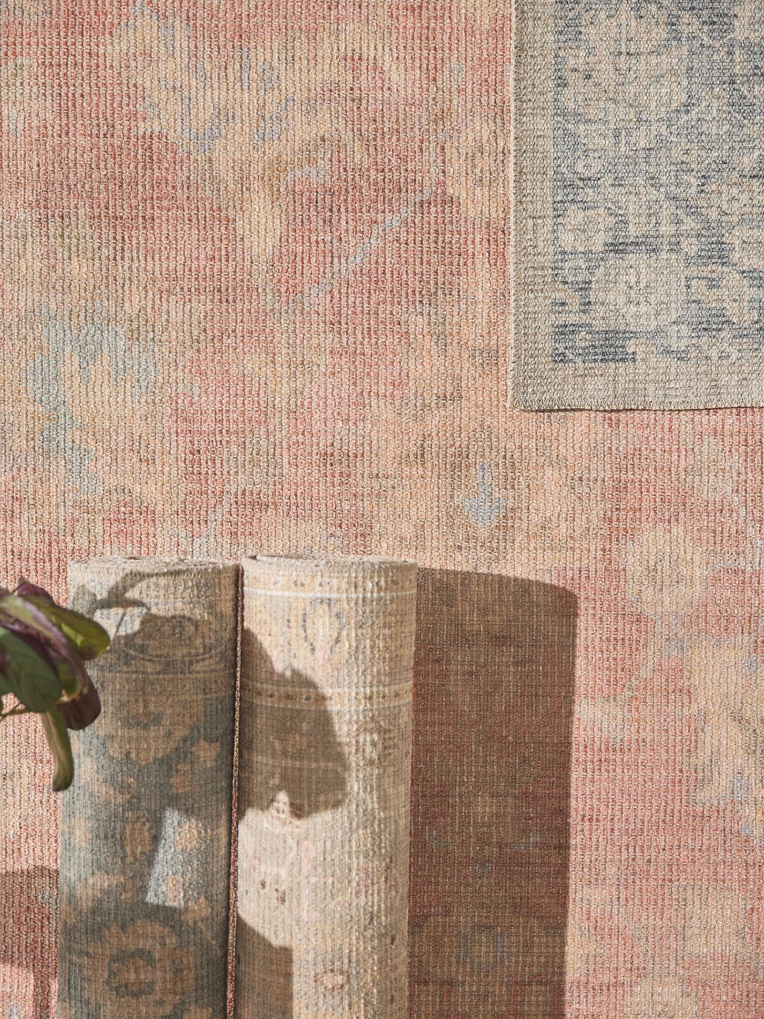 Teppich aus 50% Polyester, 50% Polycotton in Rot mit bis 5 mm hohem Flor von benuta Nest