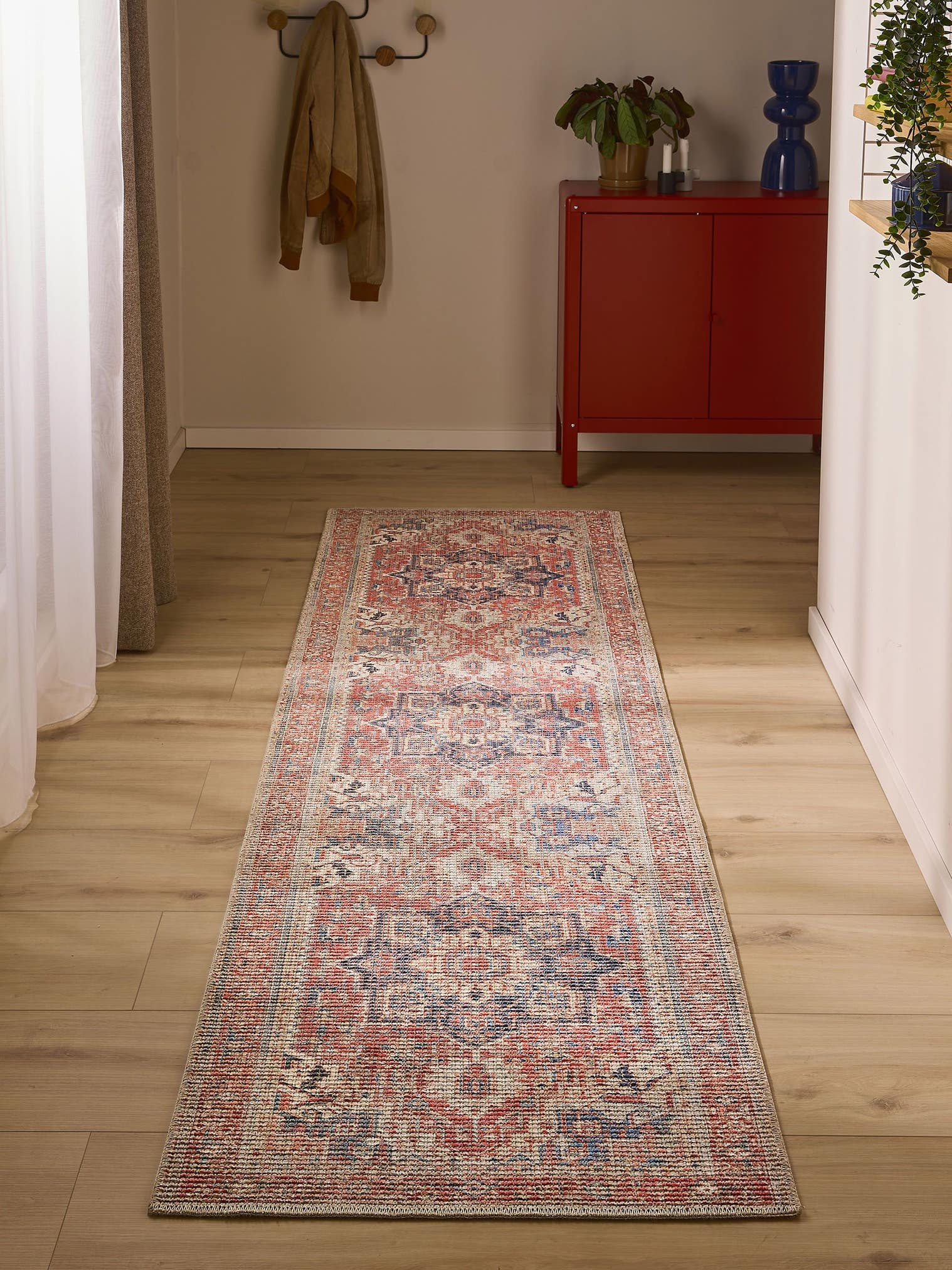 Tappeto di 50% Poliestere, 50% Policotone in Rosso con pelo alto 1- 5 mm da benuta Nest