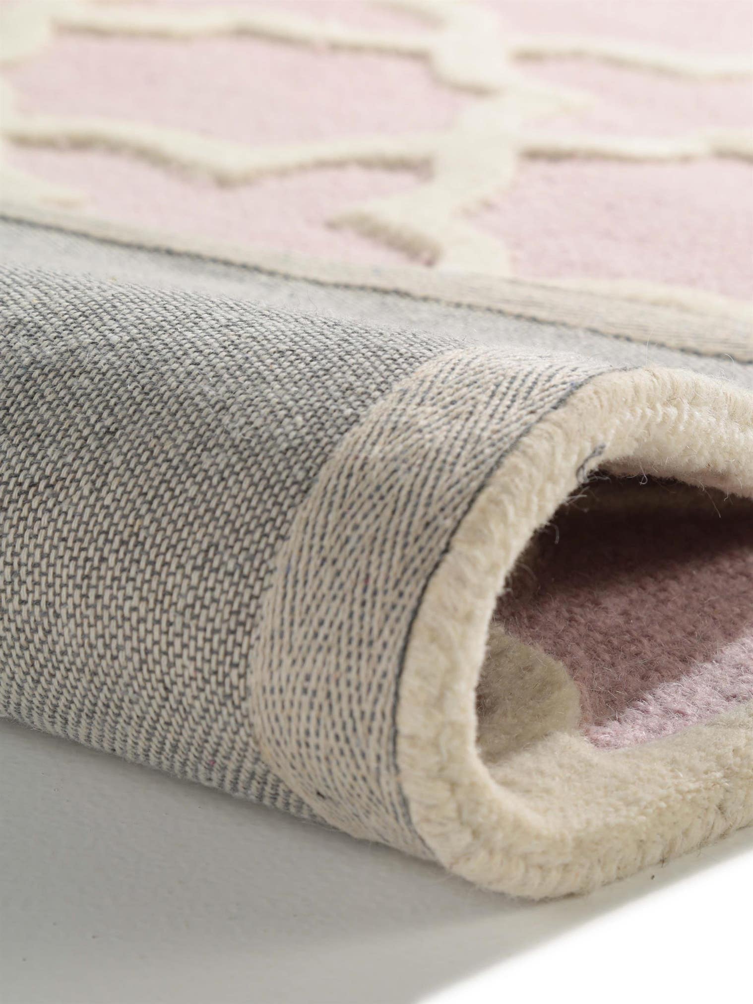 Teppich aus 100% Wolle in Rosa mit 11 bis 20 mm hohem Flor von benuta Pure