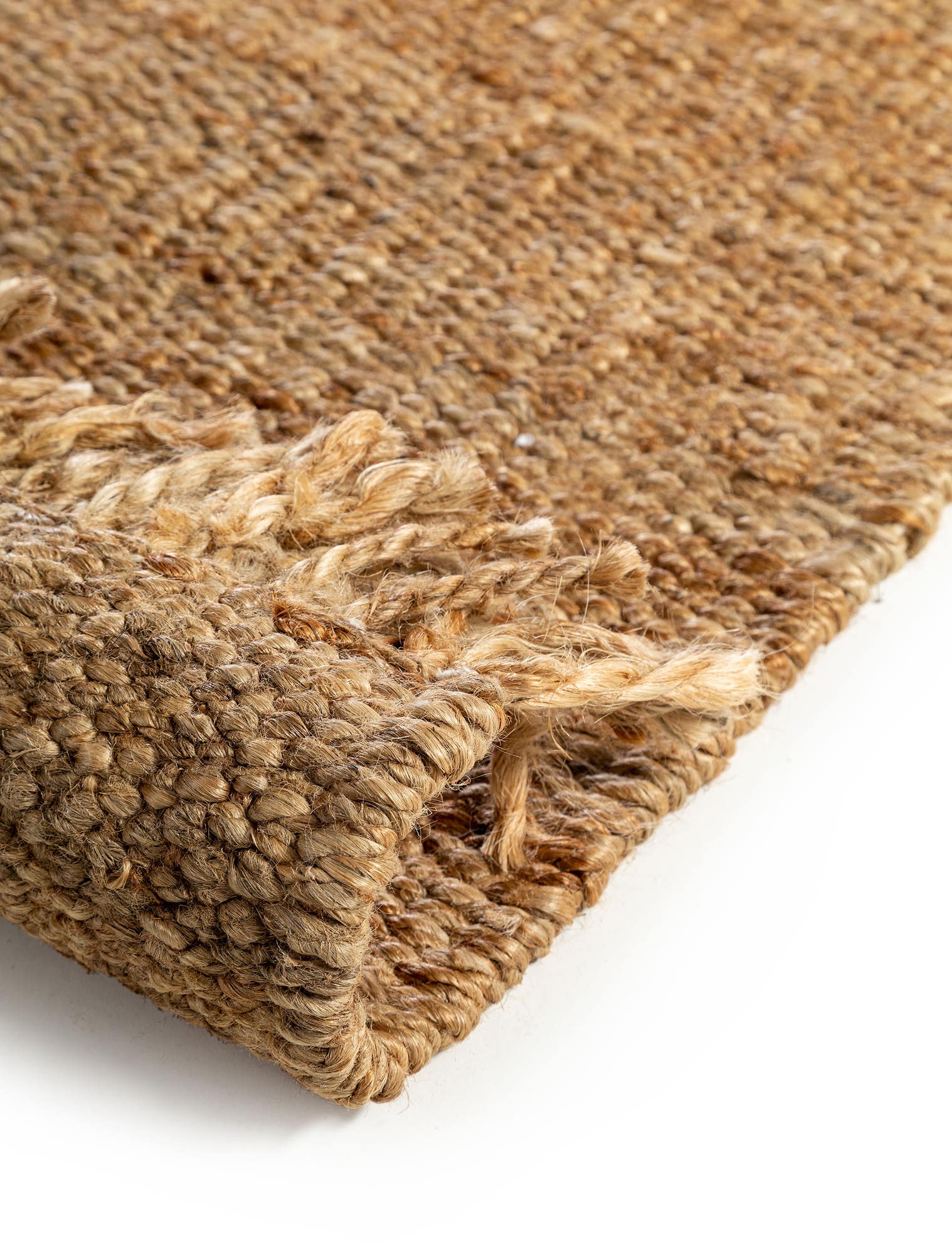 Teppich aus 100% Jute in Braun mit bis 5 mm hohem Flor von benuta Pure