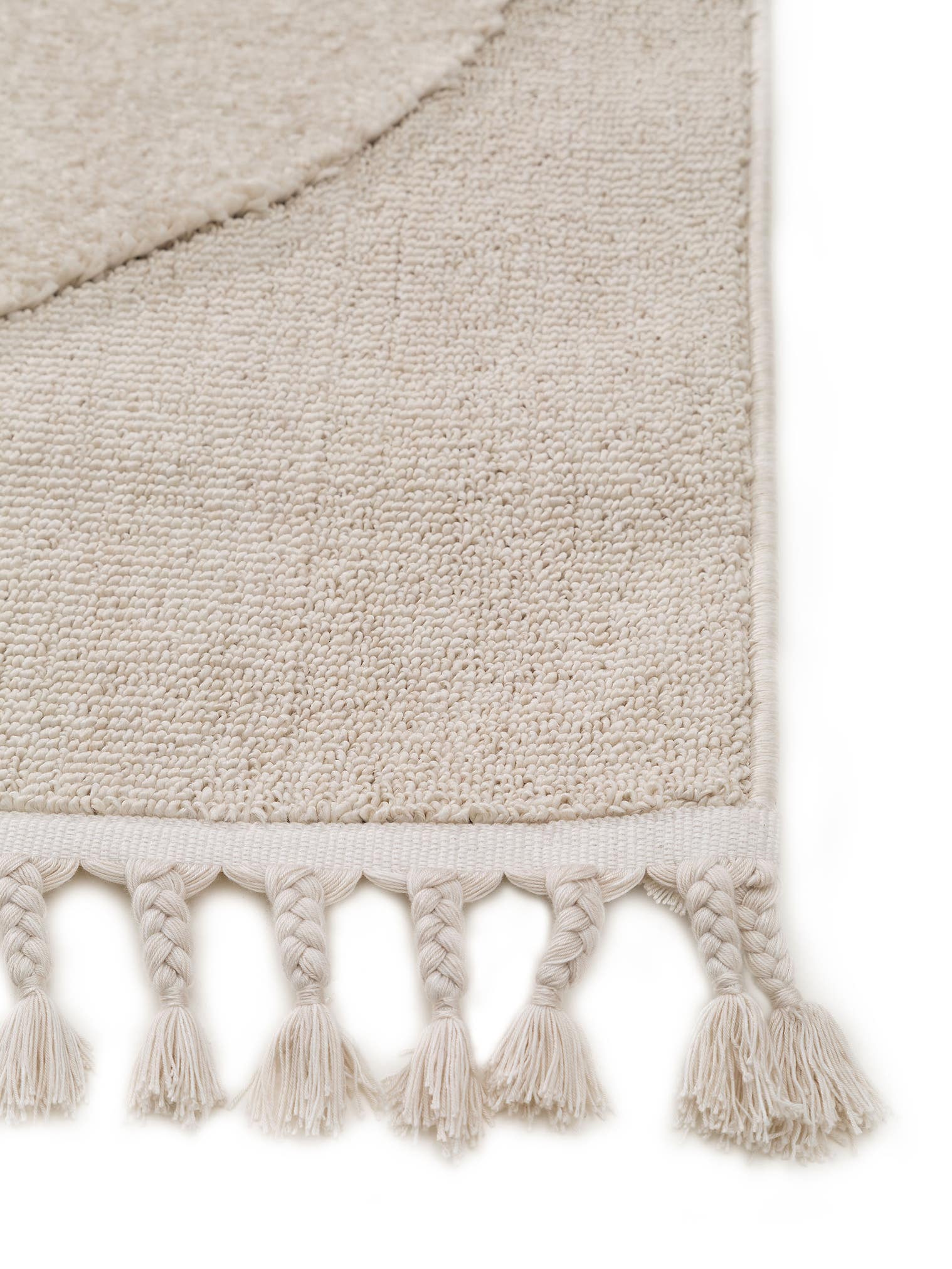 Teppich aus 100% Polyester in Beige mit 11 bis 20 mm hohem Flor von Lytte
