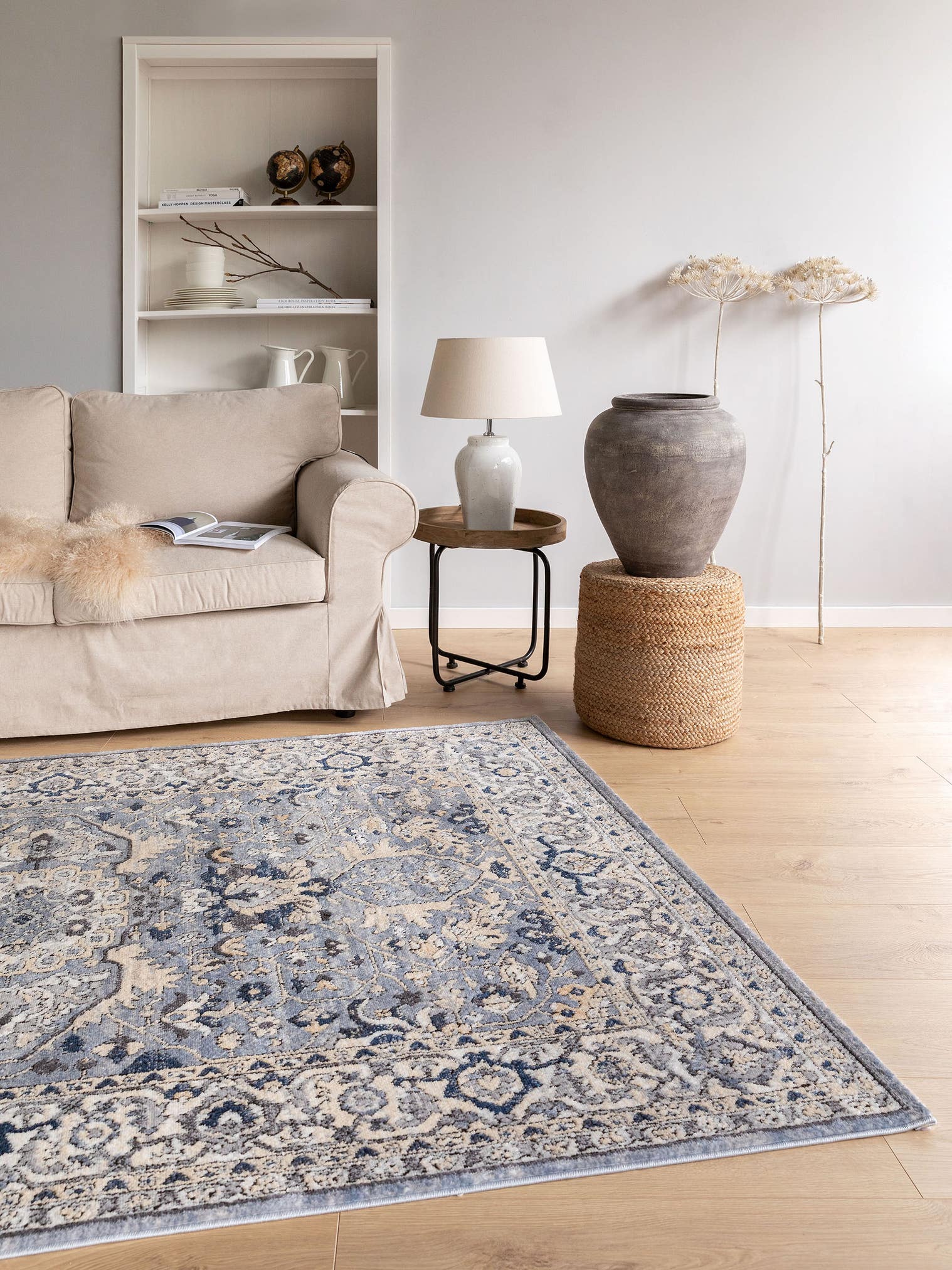 Rug made of 70% Polyester, 30% Polypropylene in Grey with a 11 - 20 mm high pile by benuta Nest