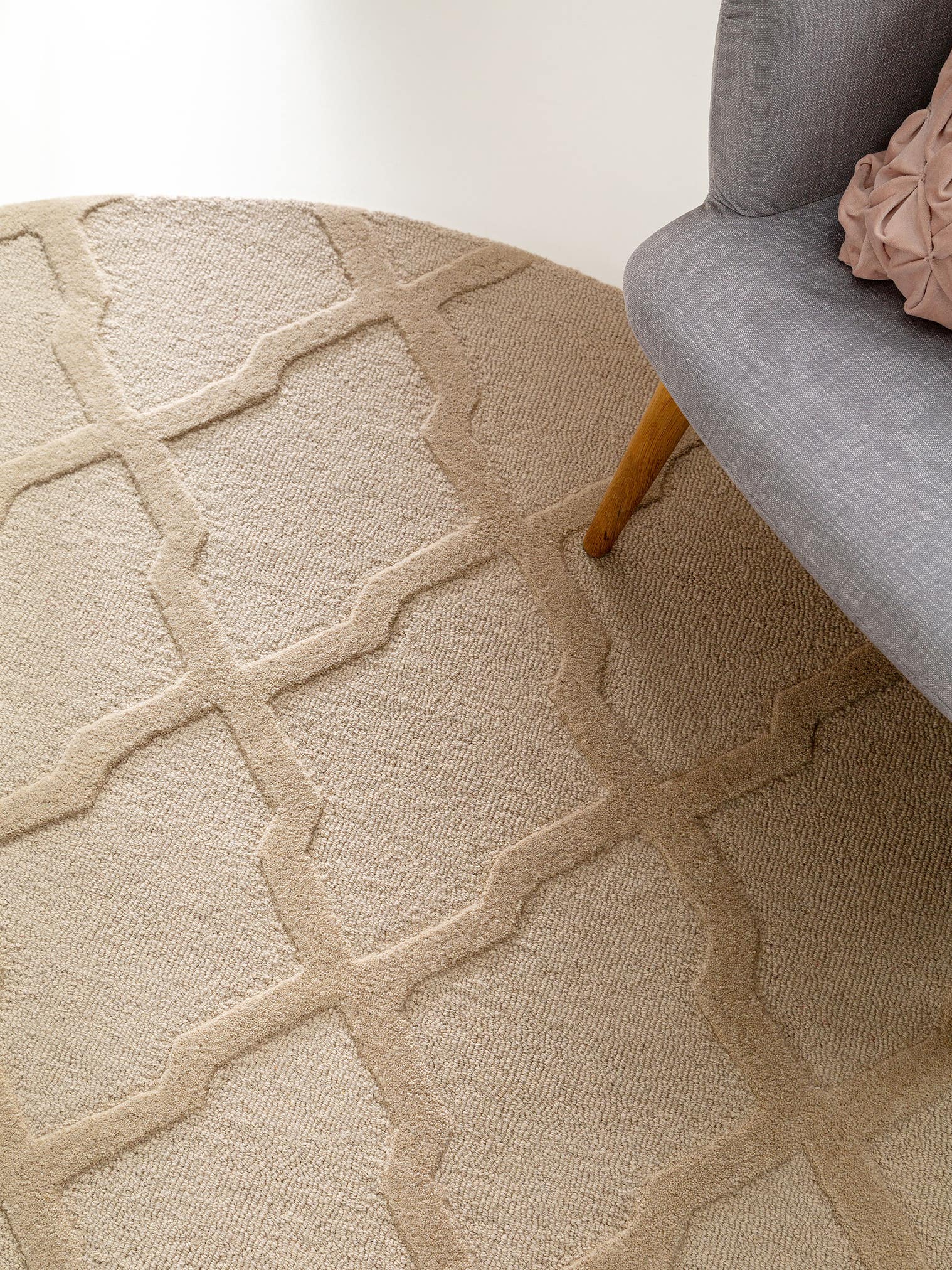 Teppich aus 100% Wolle in Beige mit 11 bis 20 mm hohem Flor von benuta Pure