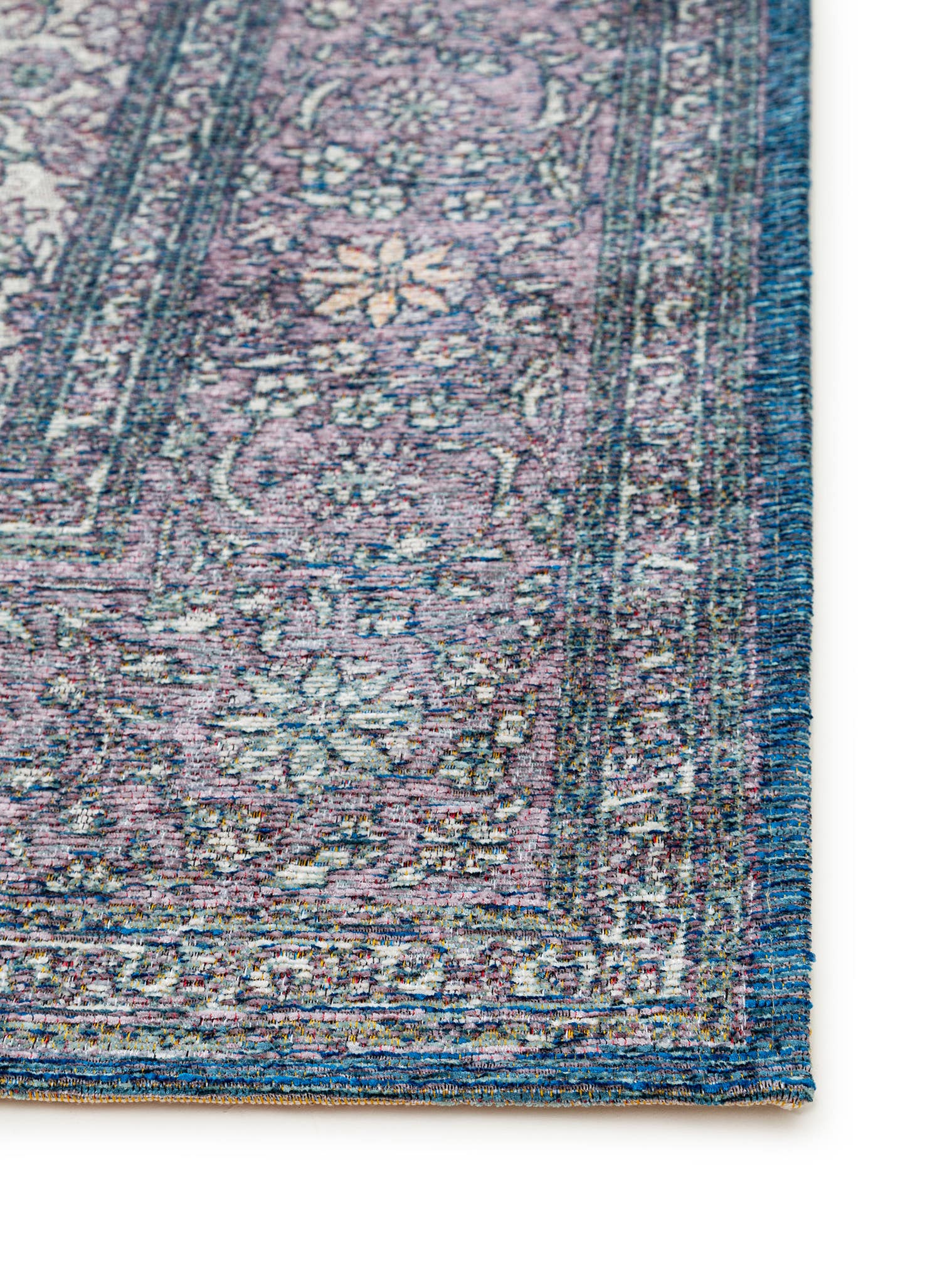 Teppich aus 85% Polyester, 15% Baumwolle in Multicolor mit bis 5 mm hohem Flor von benuta