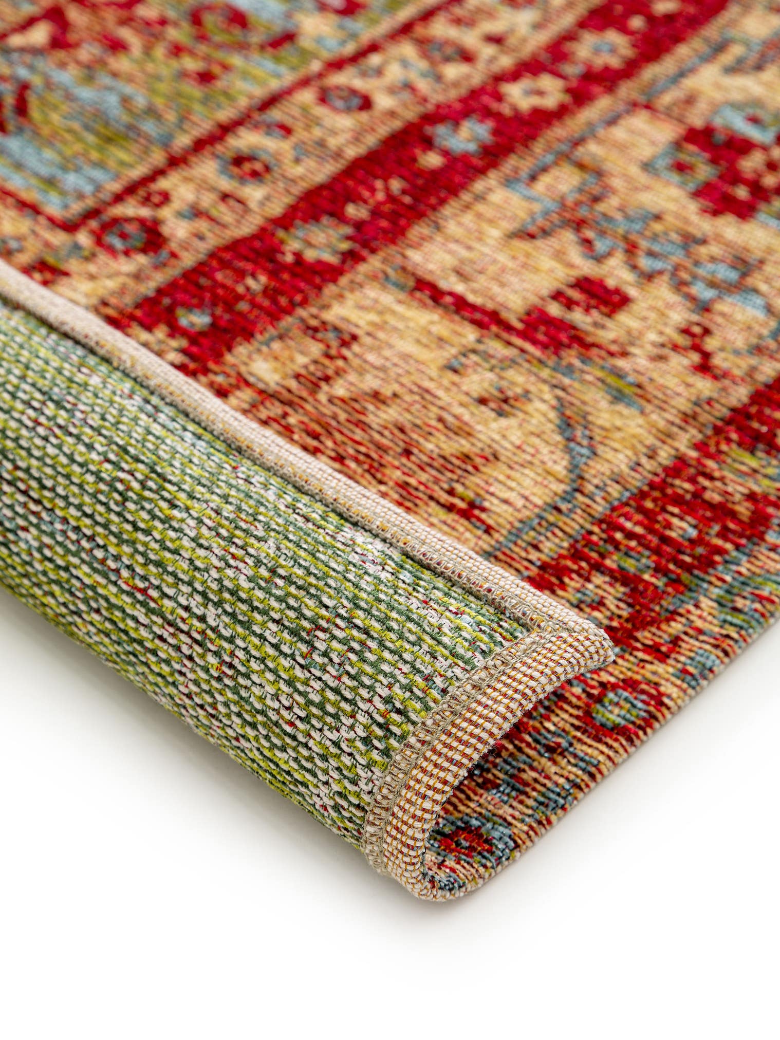 Rug made of 85% Polyester, 15% Cotton in Red with a 1- 5 mm high pile by benuta