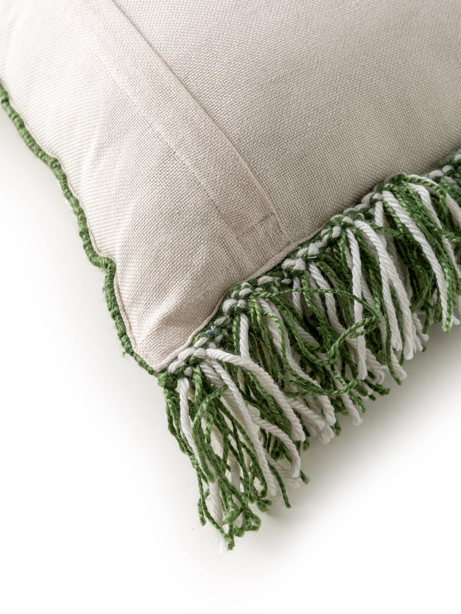 In- & Outdoor cushion Morty Green in Geometric design made of 100% Polyester (recycled PET) by benuta Pure