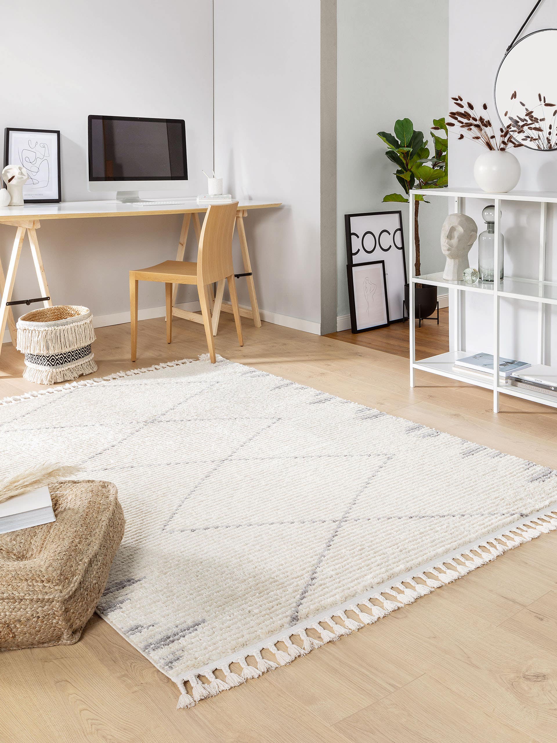 Rug made of 100% Polyester in Beige with a 21 - 30 mm high pile by benuta Pop