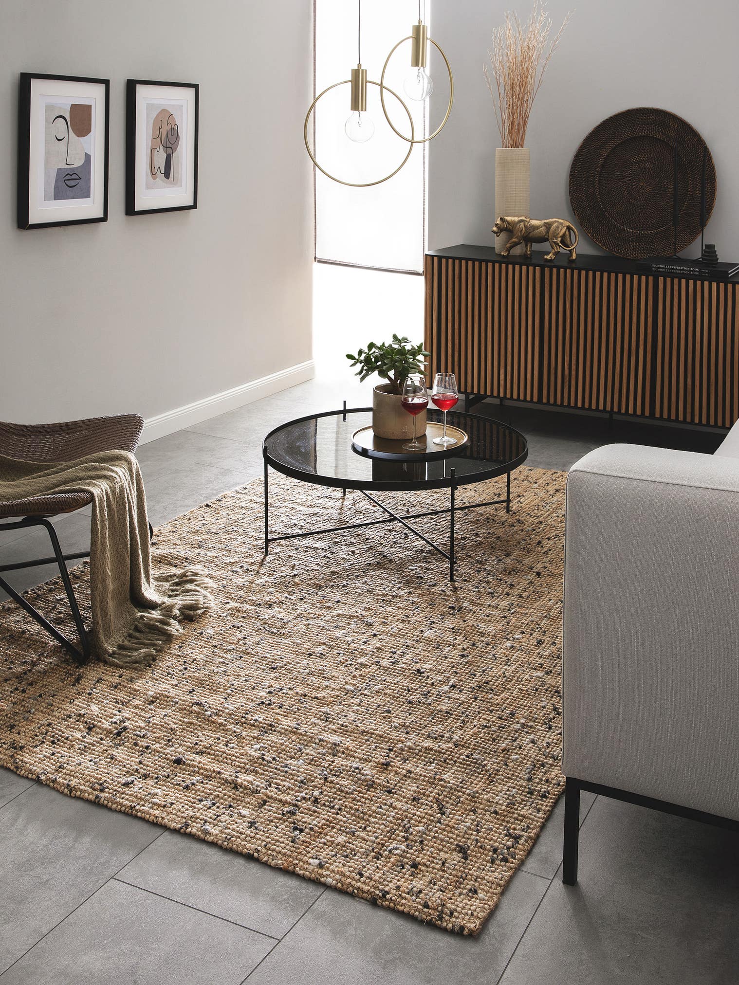 Teppich aus 85% Jute, 15% Wolle in Beige mit bis 5 mm hohem Flor von benuta Pure