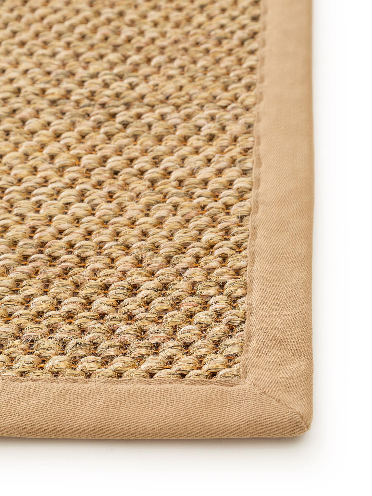 Tapis en 100% Sisal en Beige avec une pile de 1- 5 mm de hauteur de benuta Pure