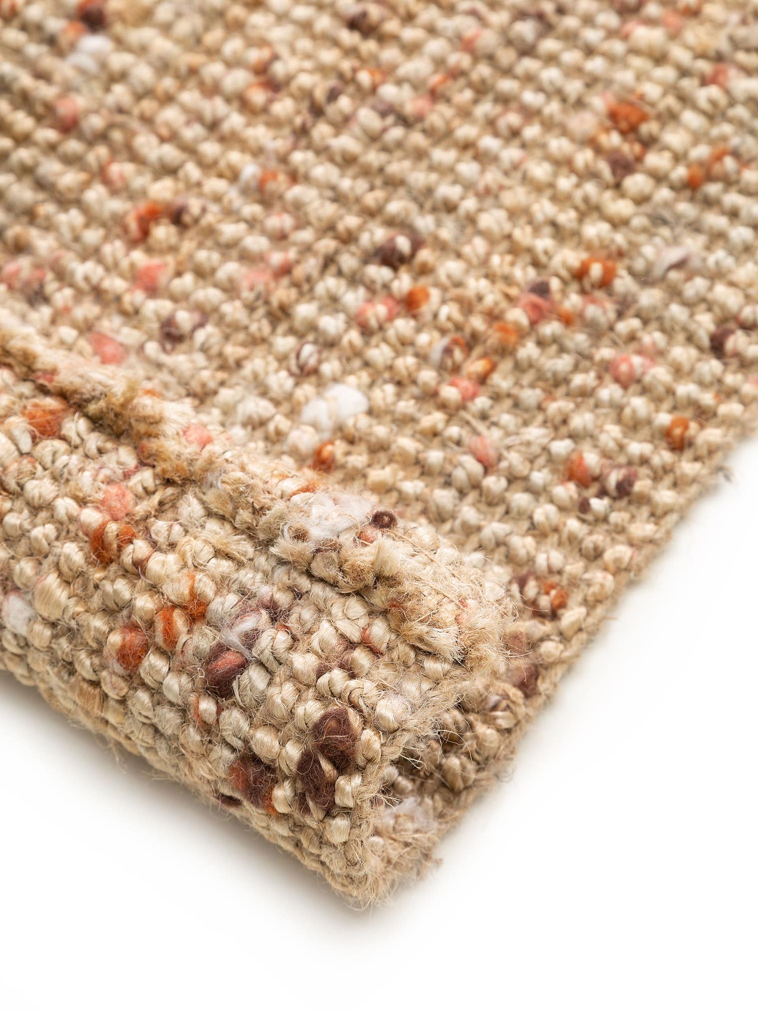 Teppich aus 85% Jute, 15% Wolle in Rot mit bis 5 mm hohem Flor von benuta Pure