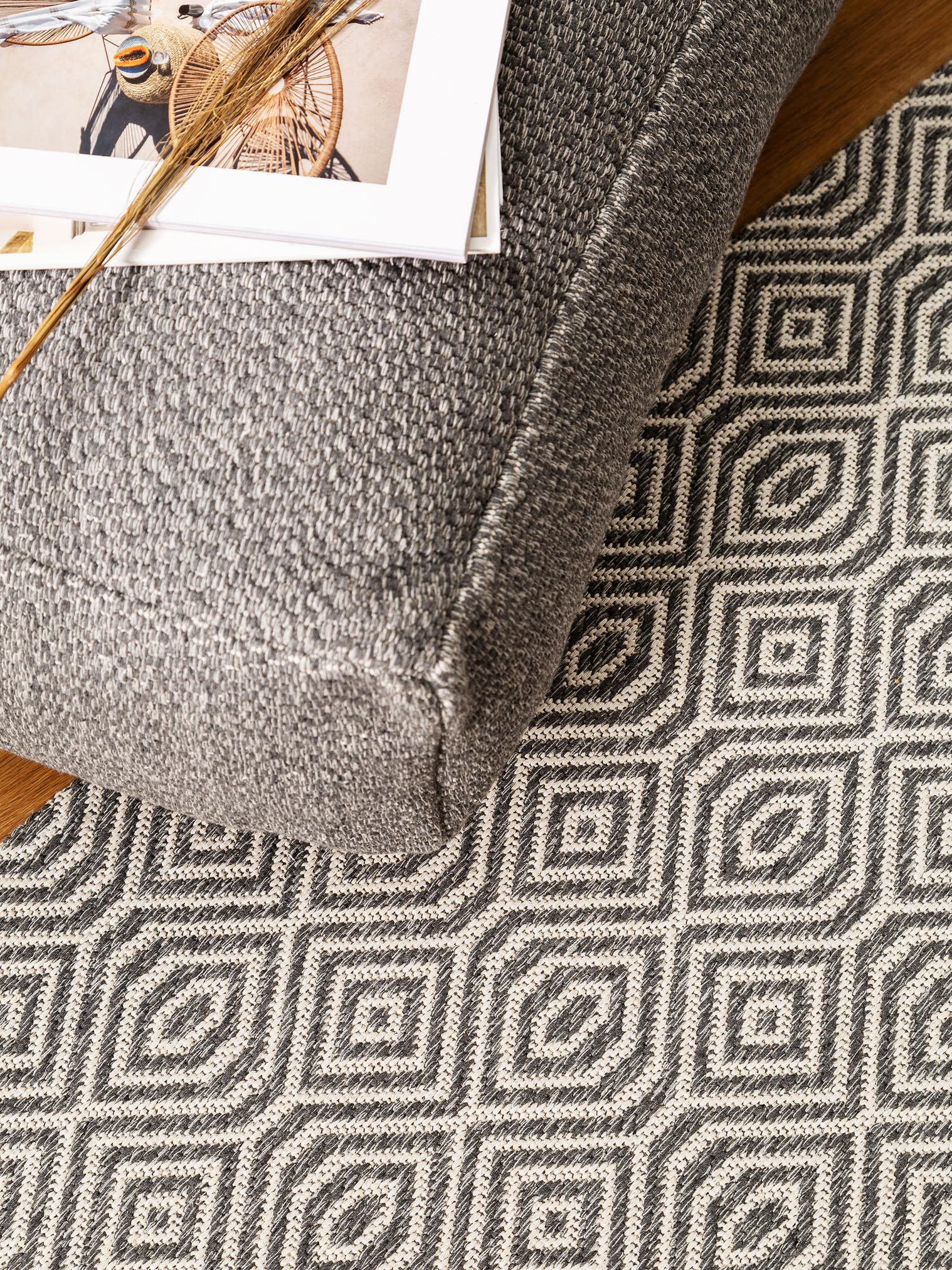 Teppich aus 100% Baumwolle in Grau mit bis 5 mm hohem Flor von benuta Nest