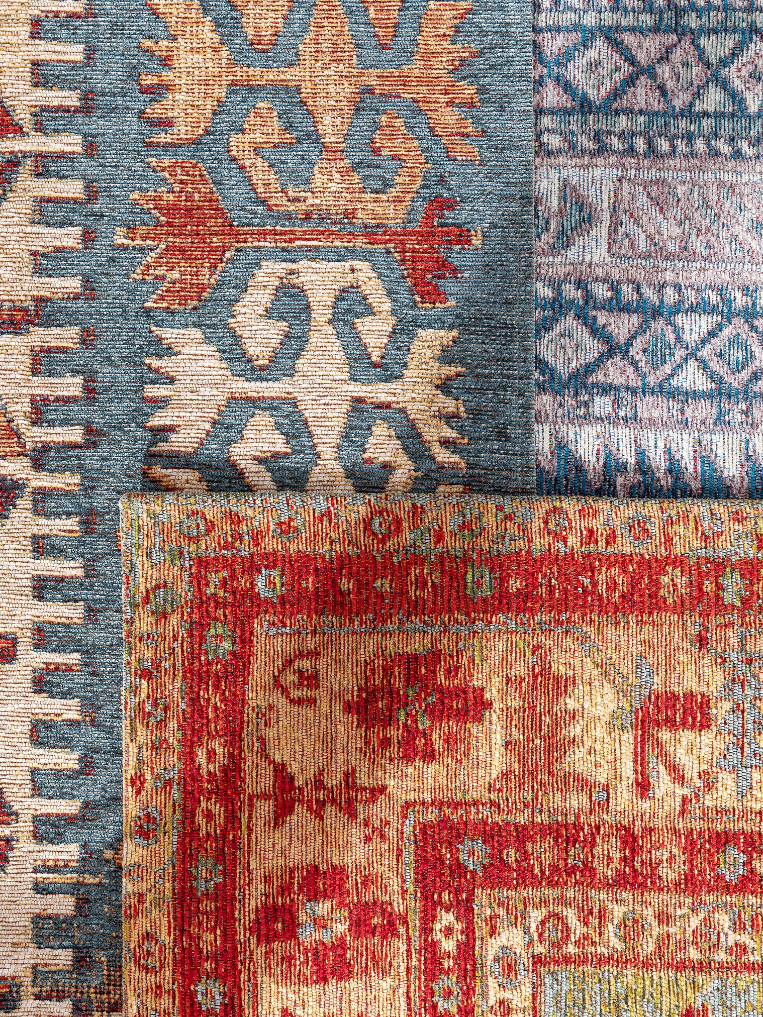Rug made of 85% Polyester, 15% Cotton in Red with a 1- 5 mm high pile by benuta
