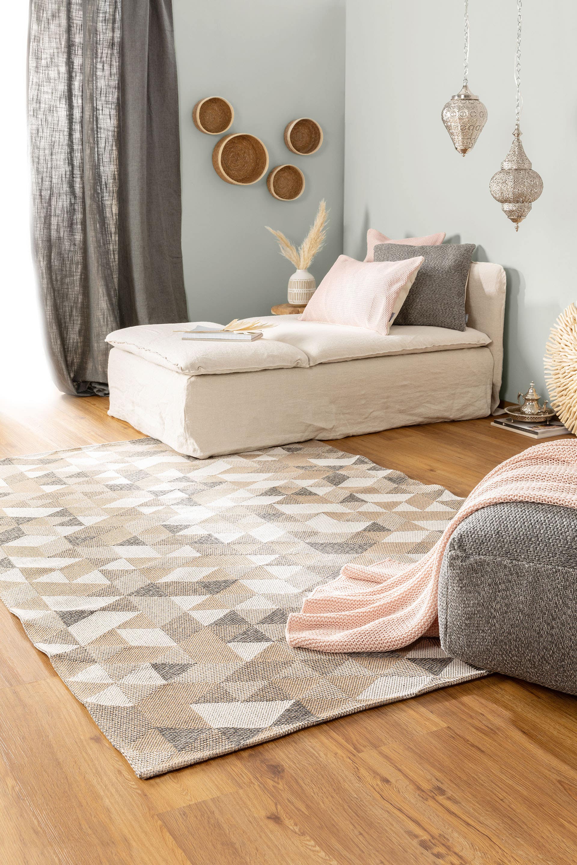 Rug made of 100% Cotton in Beige with a 1- 5 mm high pile by benuta