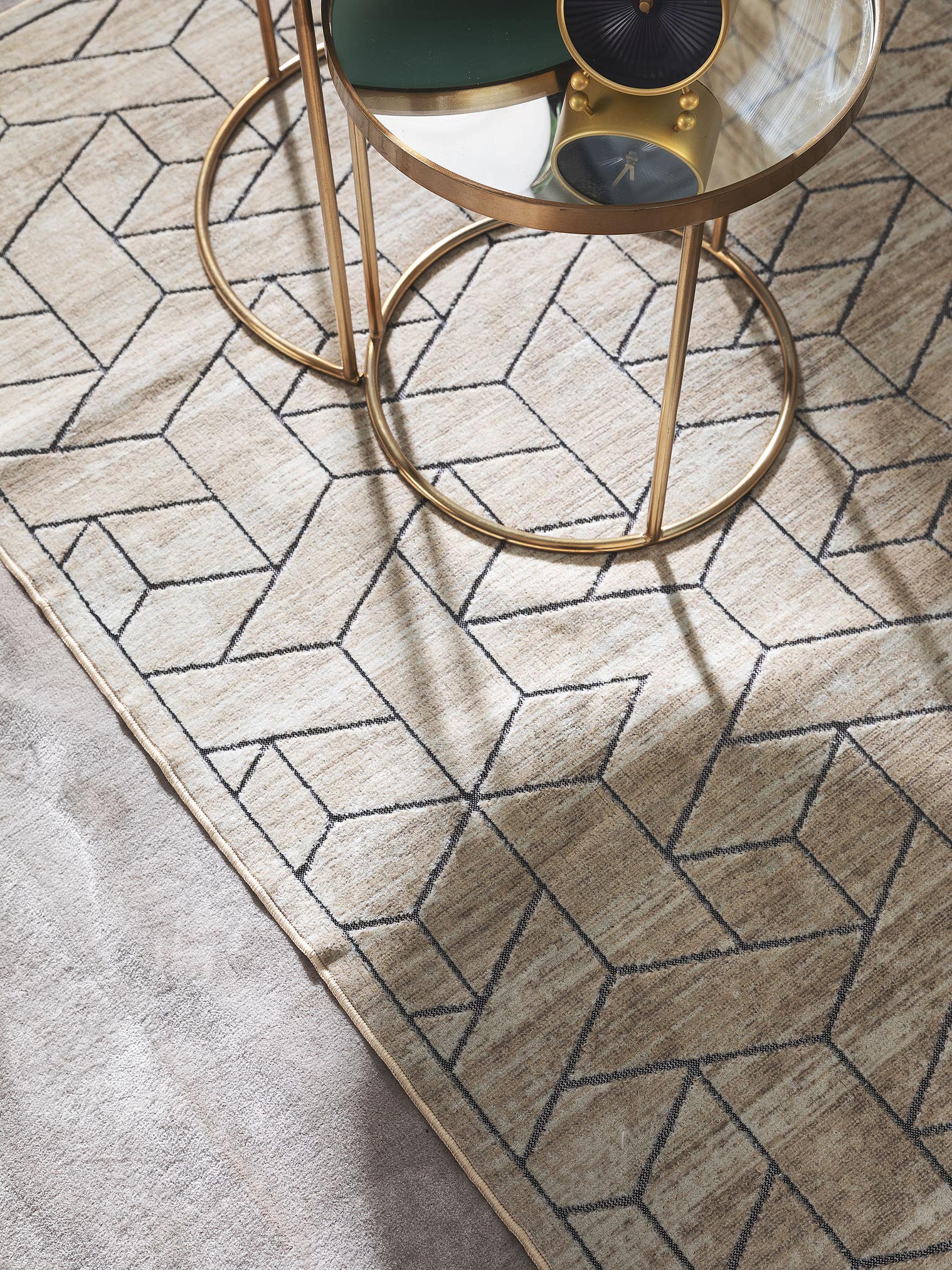 Rug made of 100% Polyester in Beige with a 1- 5 mm high pile by benuta