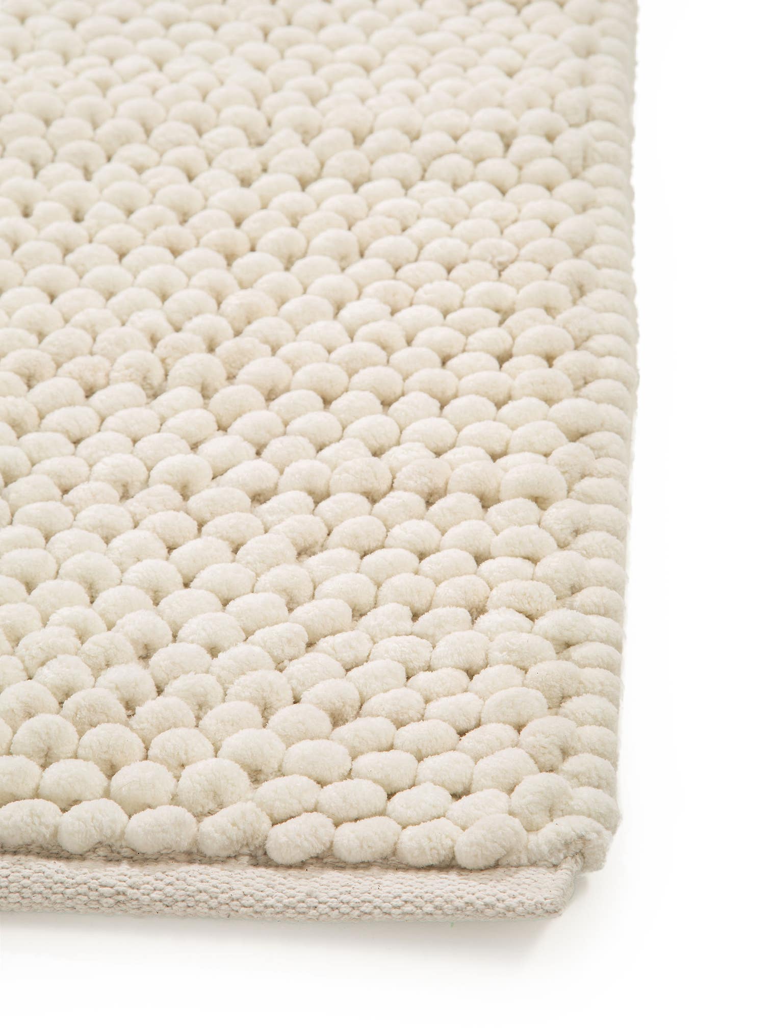 Tappeto di 70% Poliestere, 30% Cotone in Bianco con pelo alto 11 - 20 mm da benuta Nest