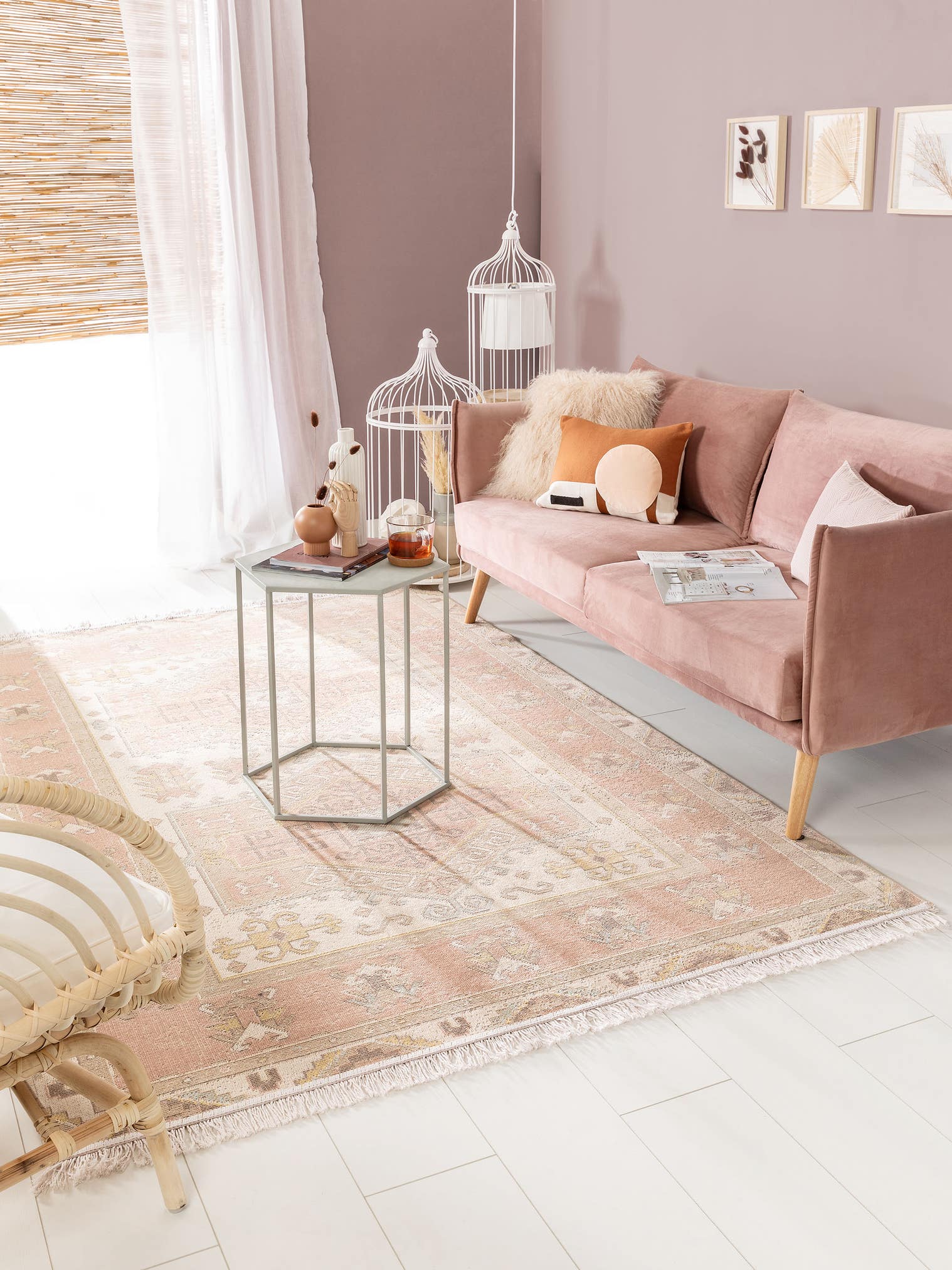 Matta av 60% Bomull, 40% Polypropylen i Beige med 1- 5 mm hög lugg från benuta Pop
