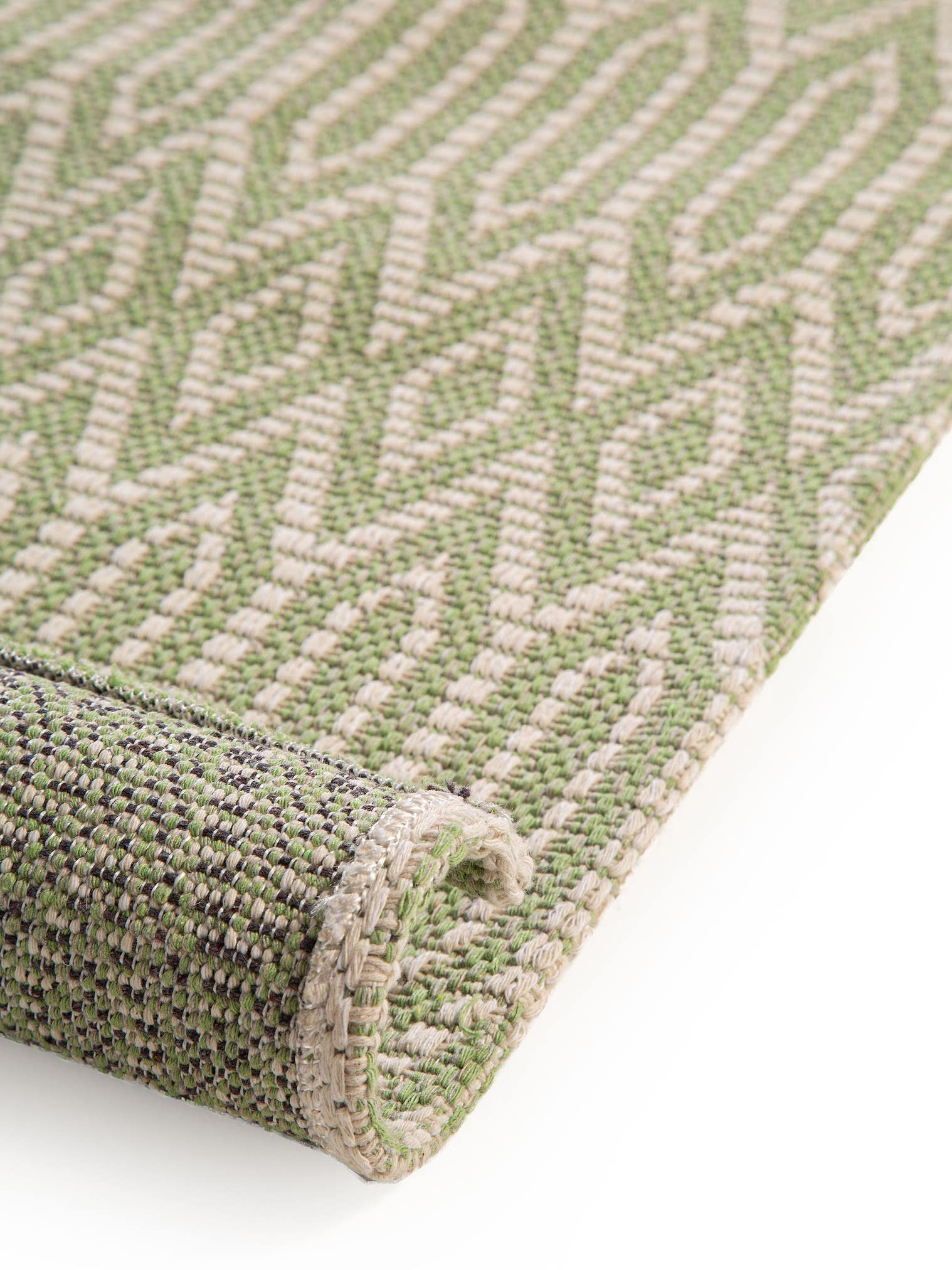 Rug made of 100% Cotton in Green with a 1- 5 mm high pile by benuta Nest
