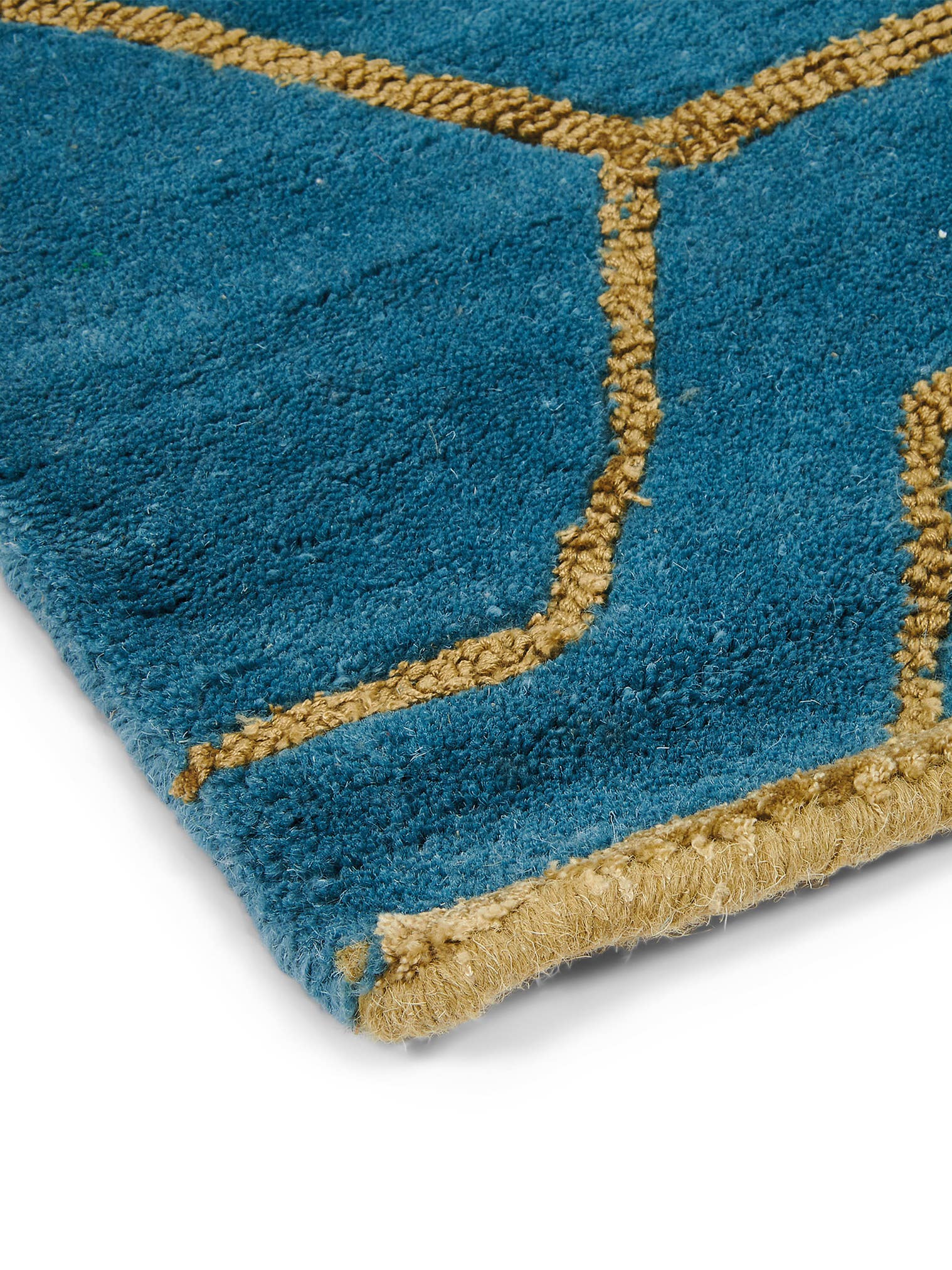 Rug made of 90% Wool, 10% Viscose in Turquoise with a 11 - 20 mm high pile by Wedgwood