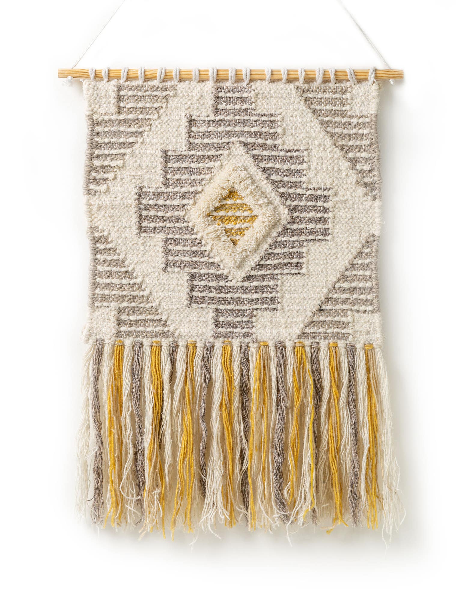 Déco de mur Wanda Jaune en motif Kelim en 70% Laine, 30% Polyester de Lytte