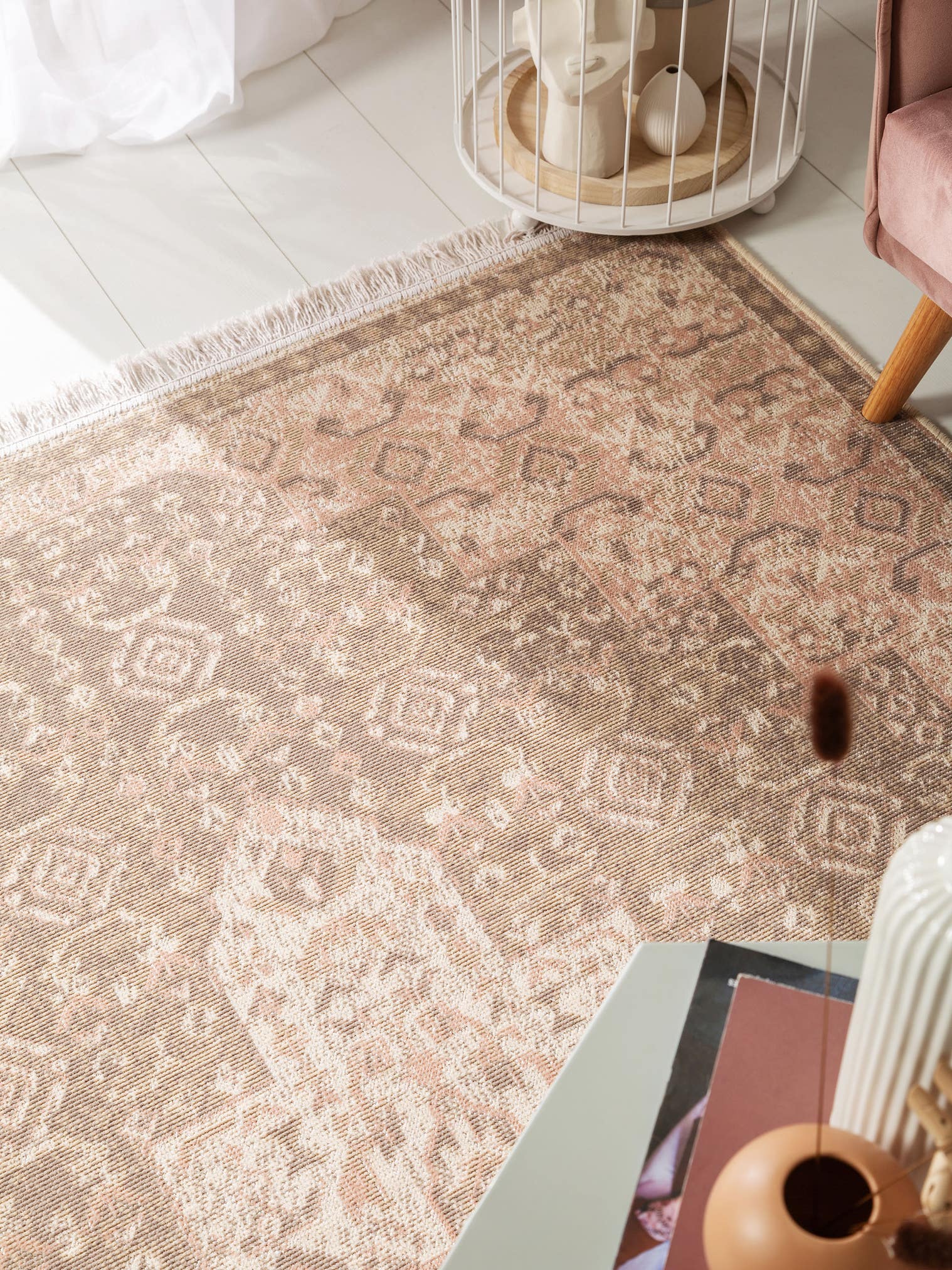 Teppich aus 60% Baumwolle, 40% Polypropylen in Beige mit bis 5 mm hohem Flor von benuta Pop