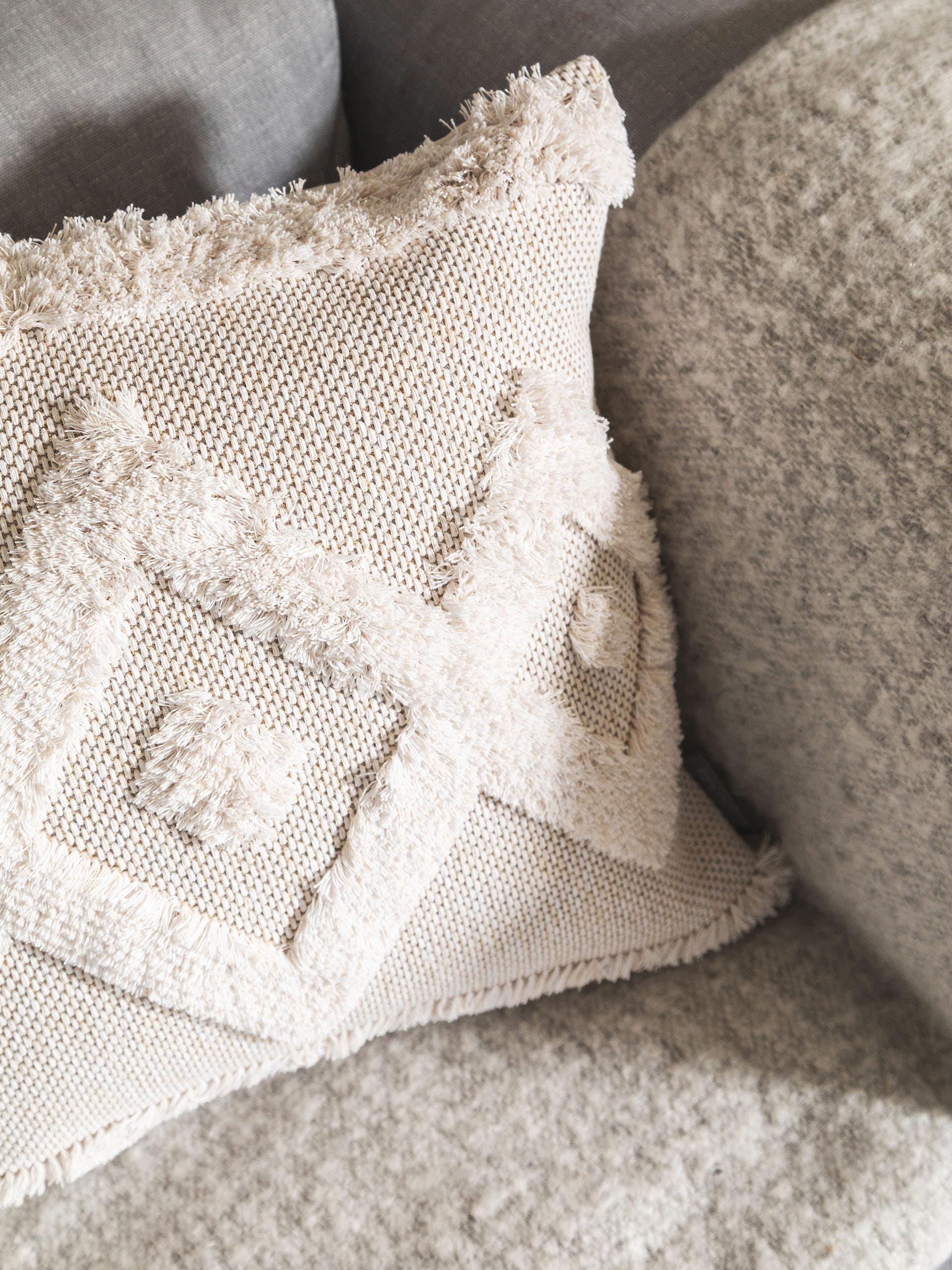 Funda de almohada Lundi Crema con diseño de Bereber en 100% Algodón de benuta Pop