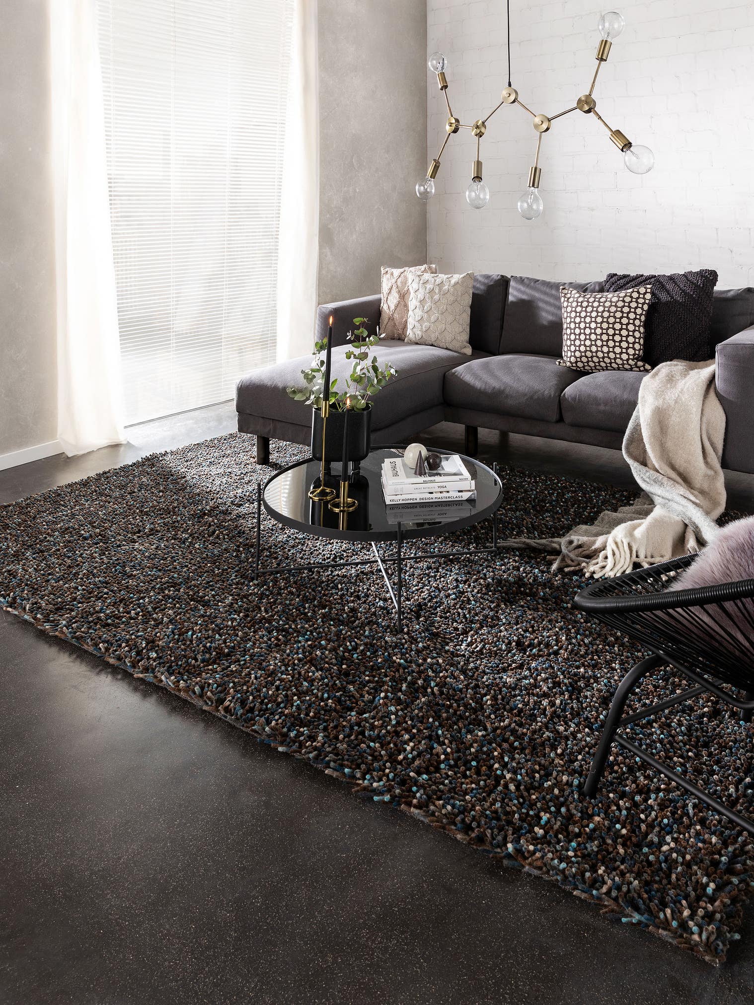 Teppich aus 100% Wolle in Blau mit 51 bis 60 mm hohem Flor von benuta