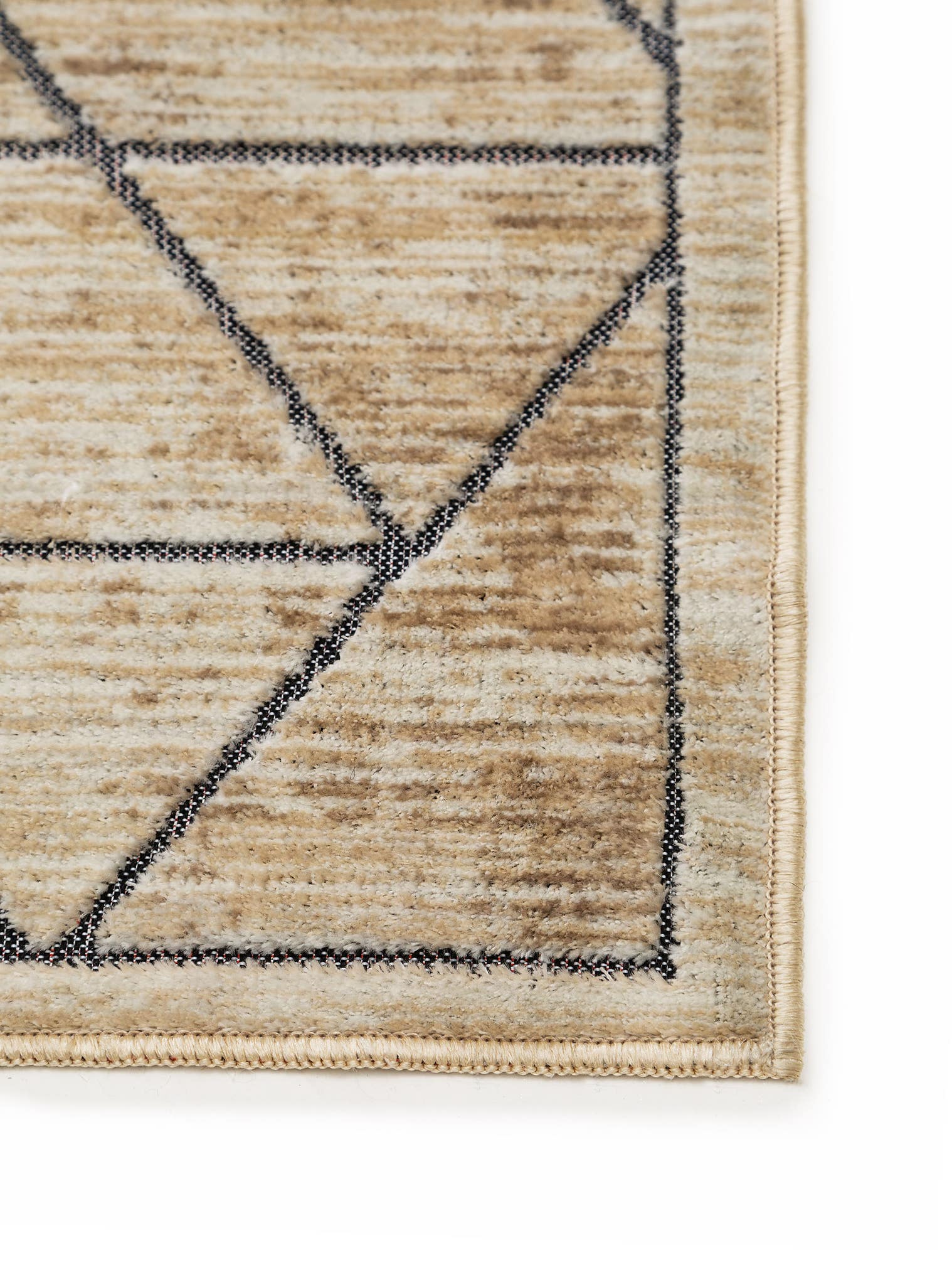 Tapijt van 100% Polyester in Beige met een 1- 5 mm hoge pool van benuta