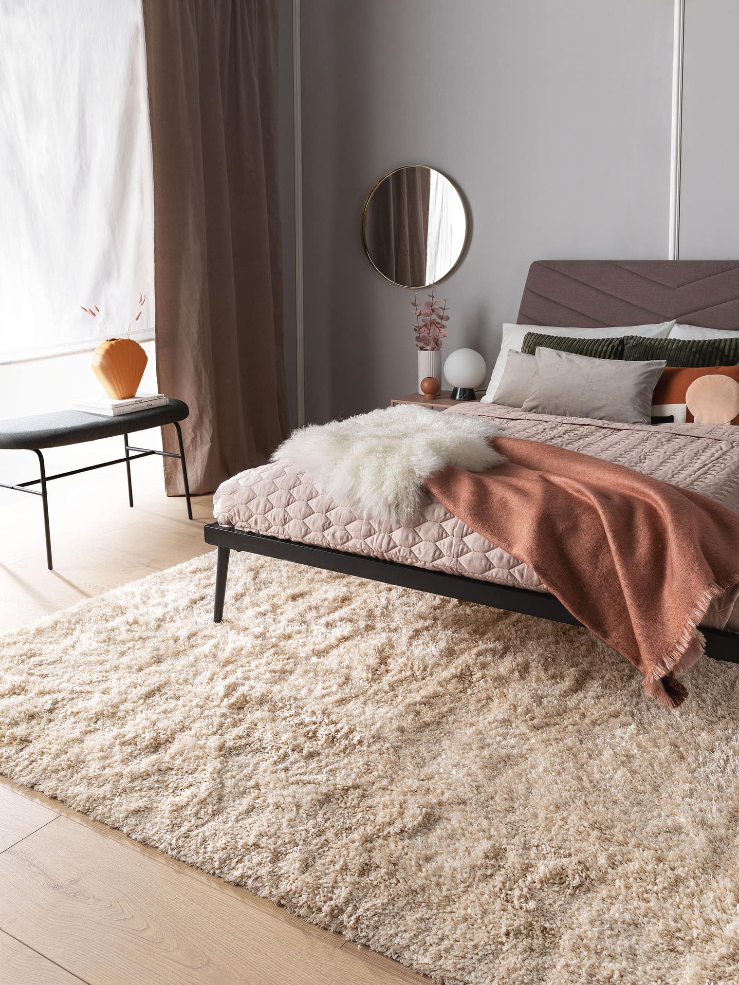 Teppich aus 50% Polyester, 50% Polypropylen in Beige mit 41 bis 50 mm hohem Flor von benuta