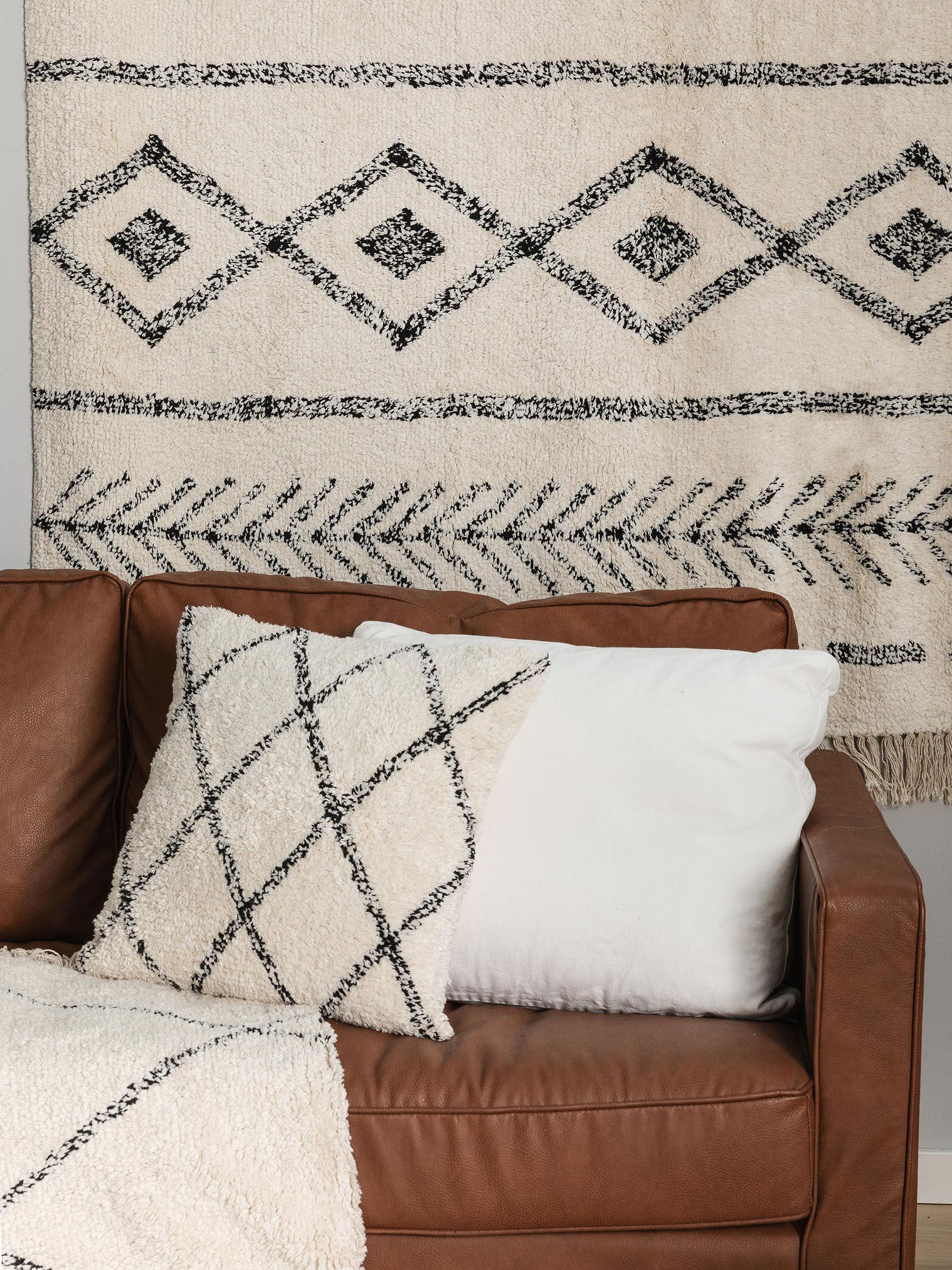 Rug made of 100% Cotton in Beige with a 6 - 10 mm high pile by benuta Nest