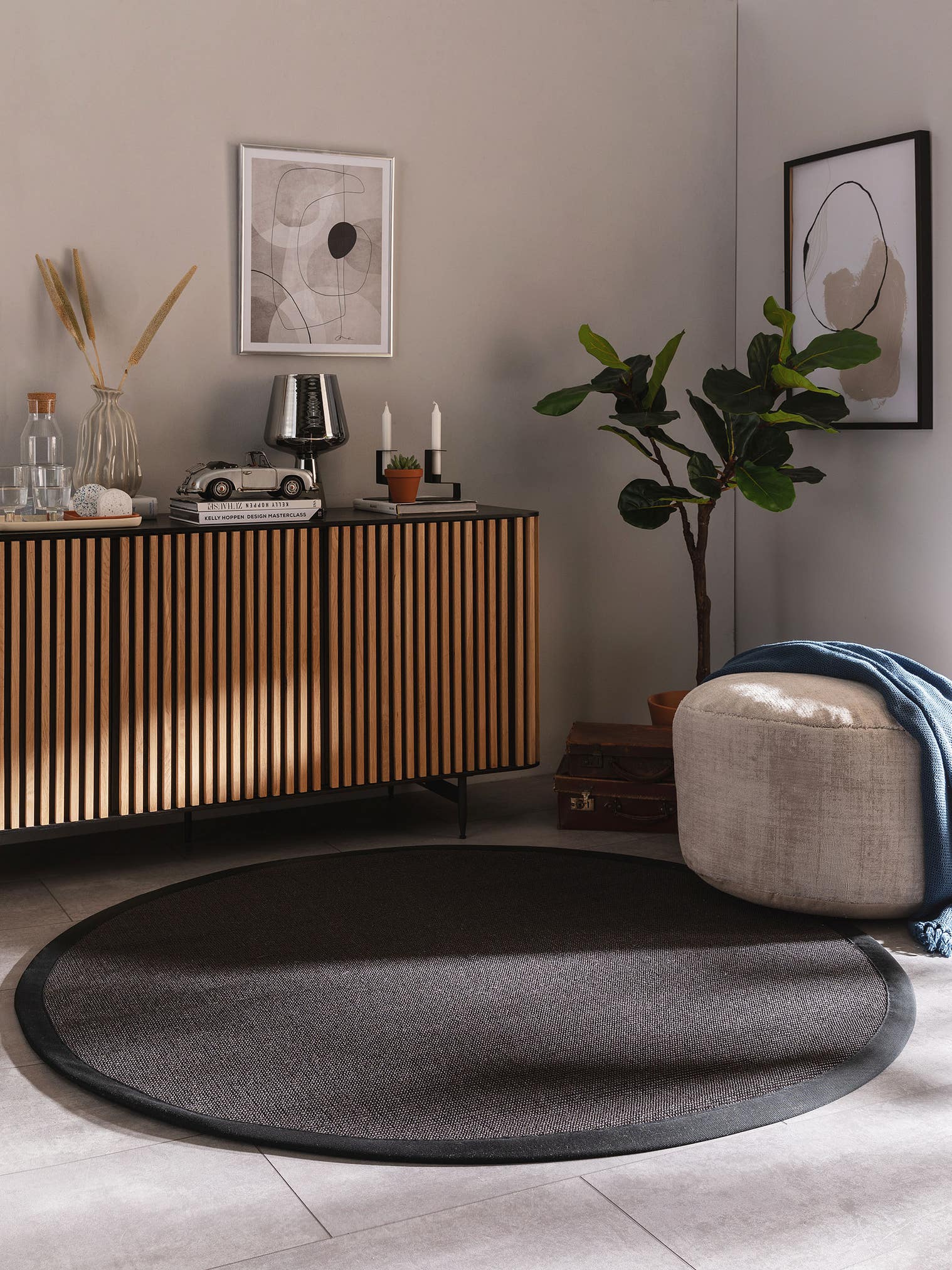Rug made of 100% Sisal in Black with a 1- 5 mm high pile by benuta Nest