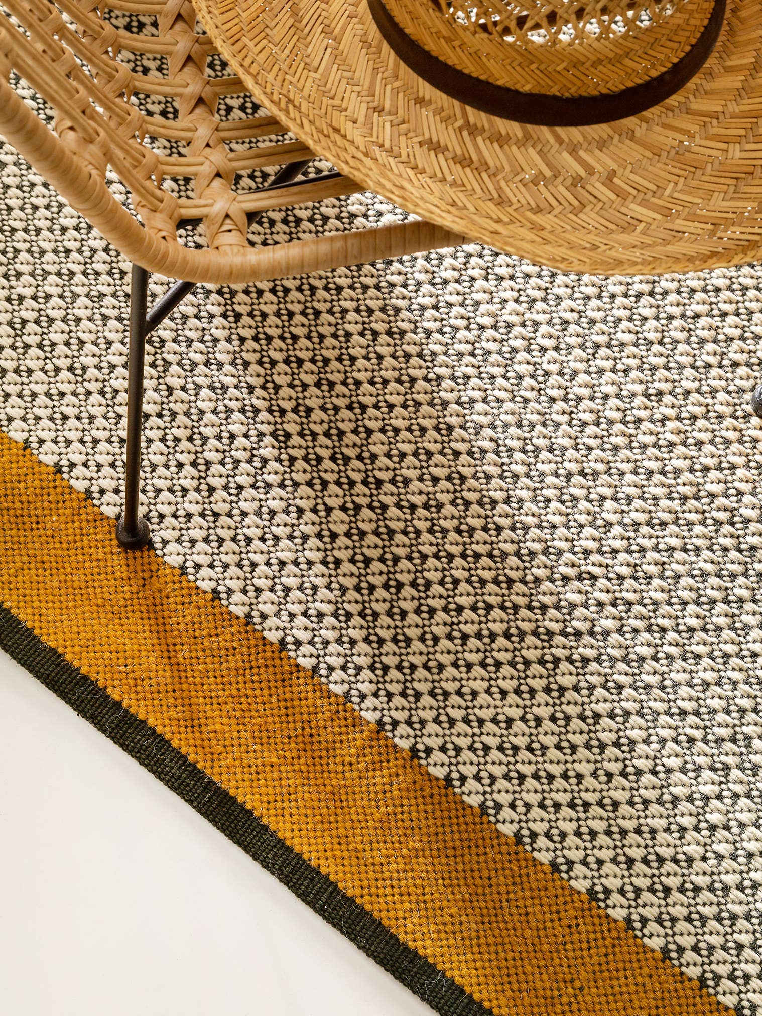 Alfombra de 55% Lana, 35% Algodón, 10% Poliamida en Beige con un pelo de {{Placeholder_Pile Height}} de altura de benuta Pure